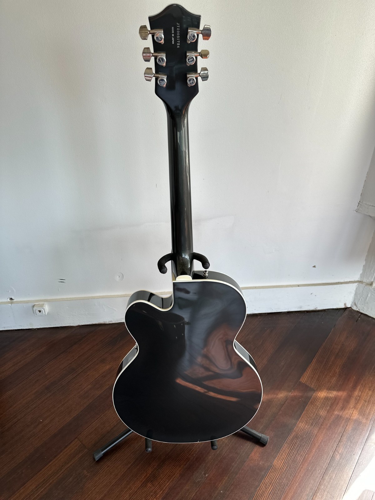 Gretsch 6118T-LIV Anniversary Lotus Ivory Guitar