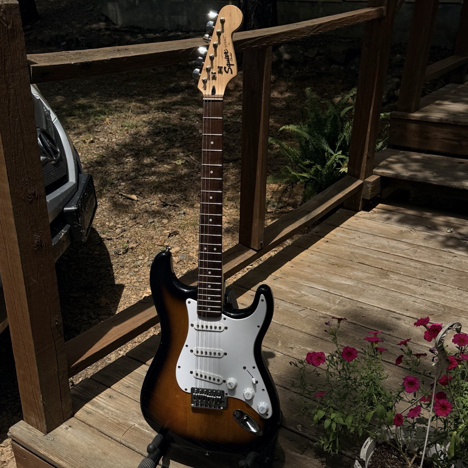Squier Strat by Fender Crafted in Indonesia Low Action Plays Well