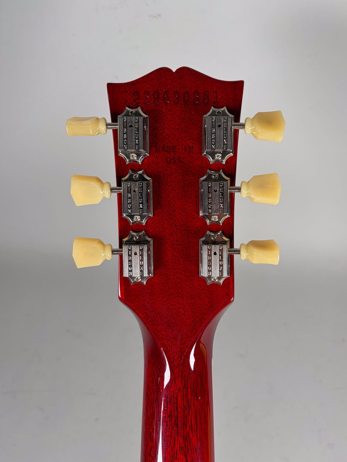 2023 Gibson Les Paul Standard 50’s Cherry Finish Flame Top w/OHSC