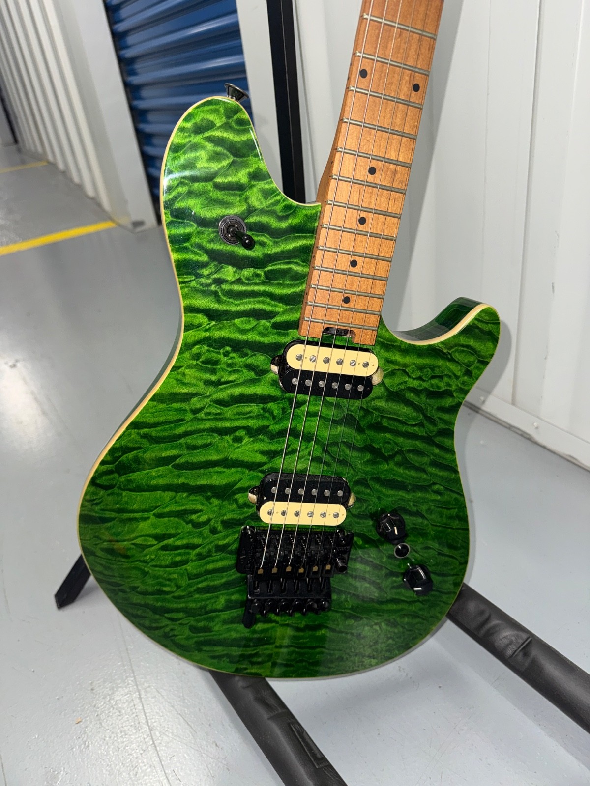 EVH Wolfgang WG Standard QM, Baked Maple Fingerboard, Transparent Green