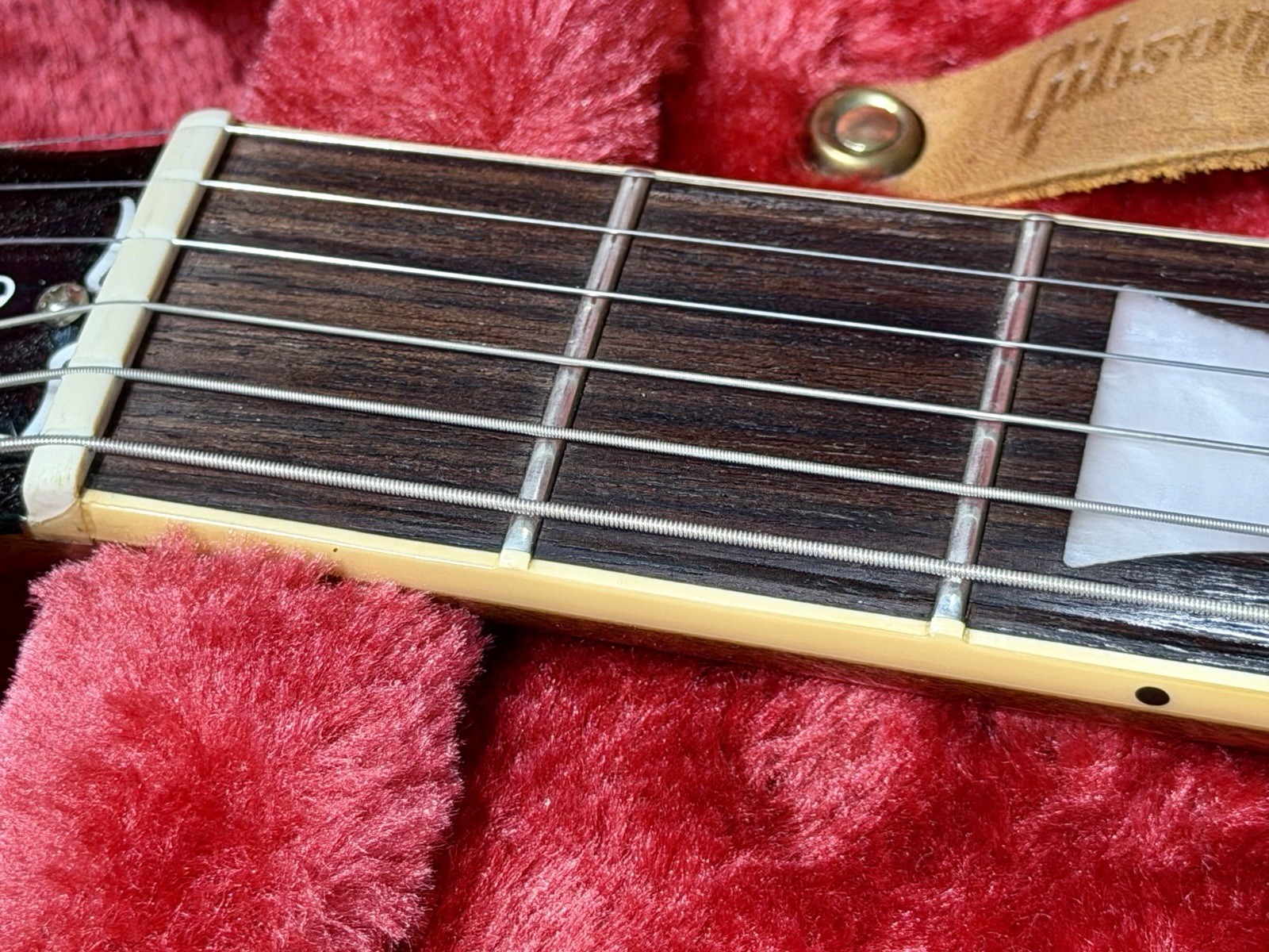 Gibson Les Paul Standard 60s Slim Figured Top – Translucent Oxblood
