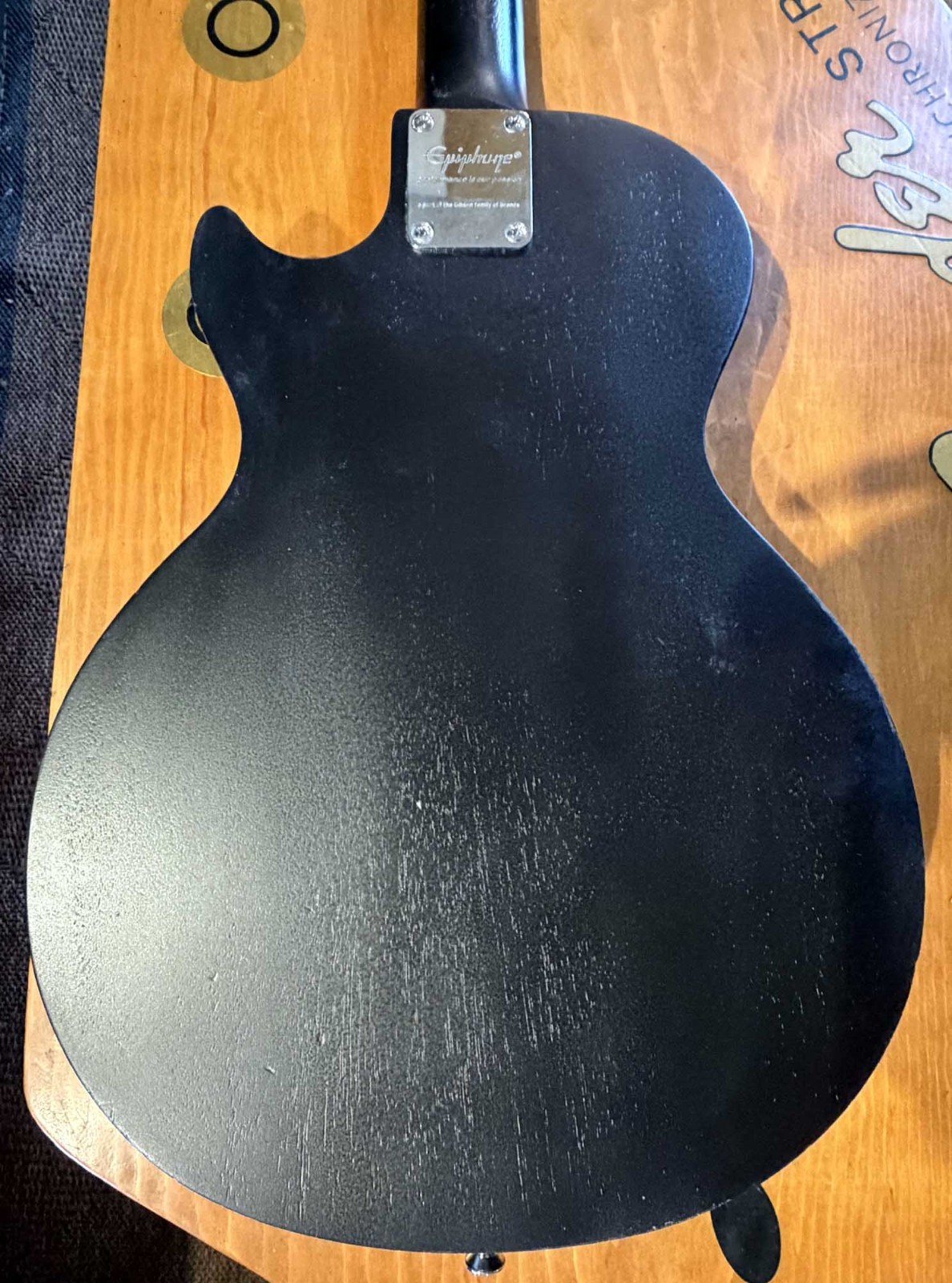 Epiphone Les Paul SL Electric Guitar Good Condition Player ProSetup Soft Case.