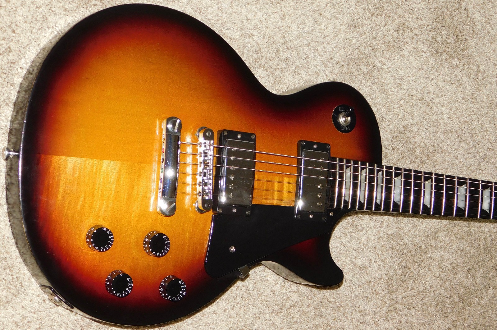 Gibson Les Paul Studio Electric Guitar Fire Burst 2013