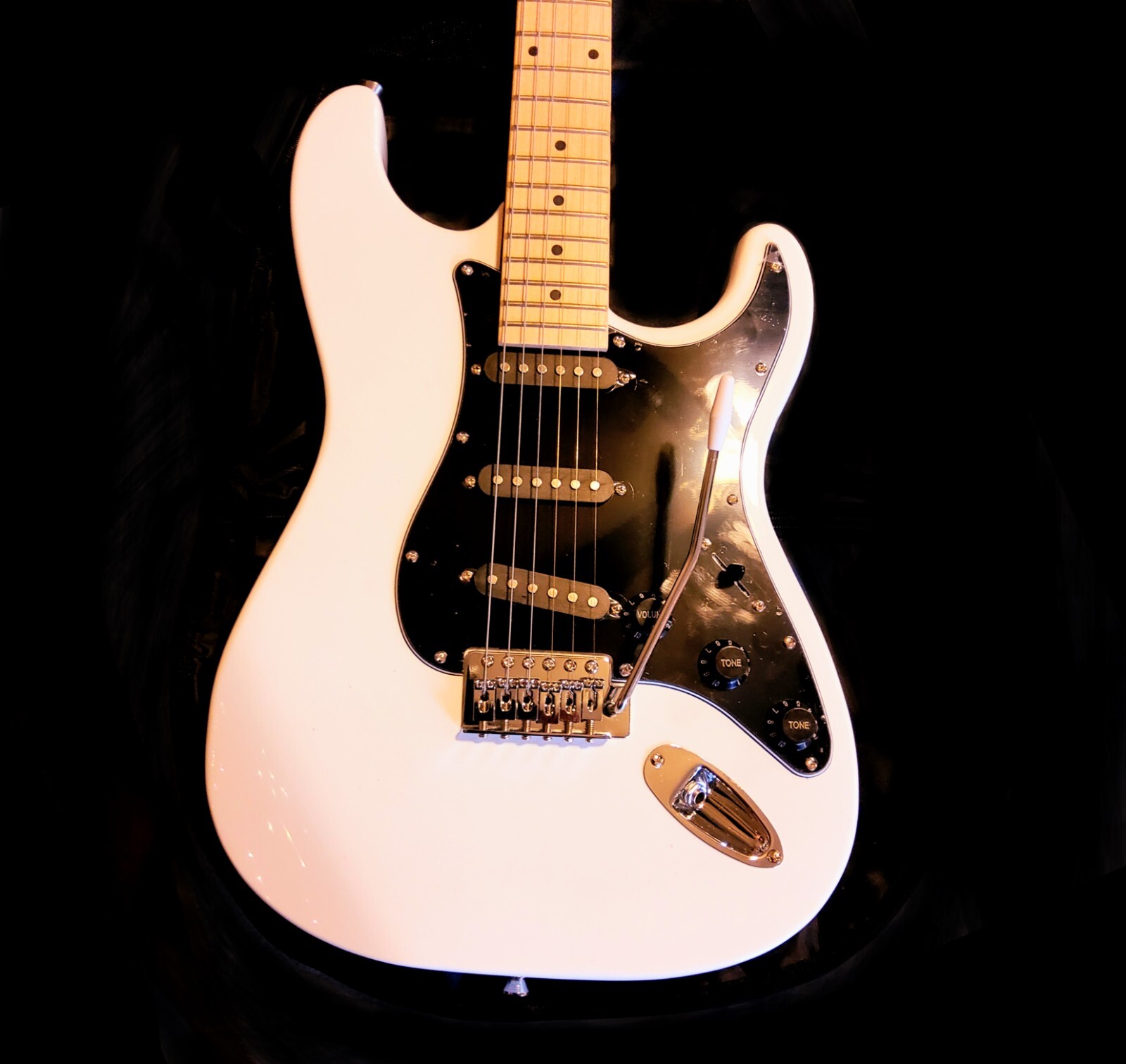 🎸WARM WINTER SPECIALS!🎶+AMP! Glarry “S” Style Electric Guitar +Case/Bag!