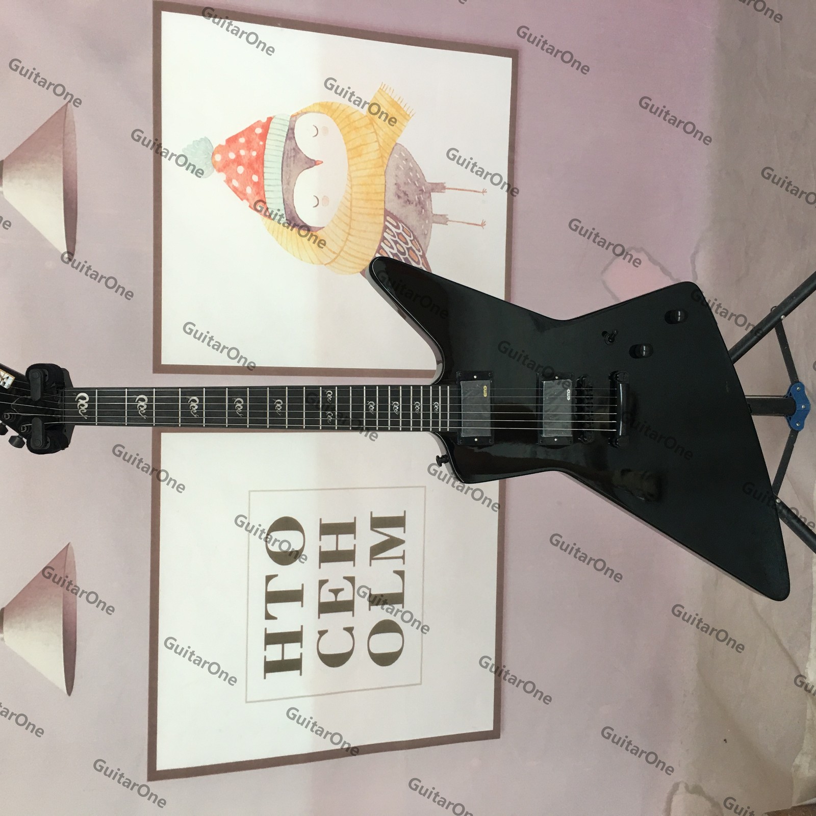 Solid Electric Guitar HH Pickups Round Frets Edged Black Finish Black HW