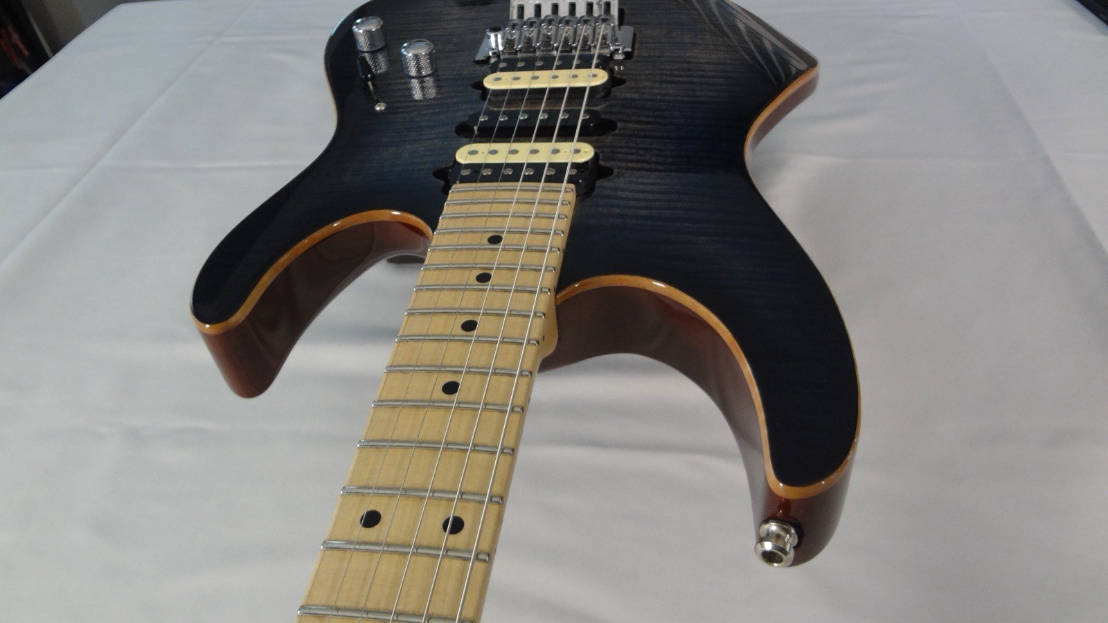 Suhr Modern Pro M6 – Faded Whale Trans Blue Burst – Special Run – Gotoh Floyd