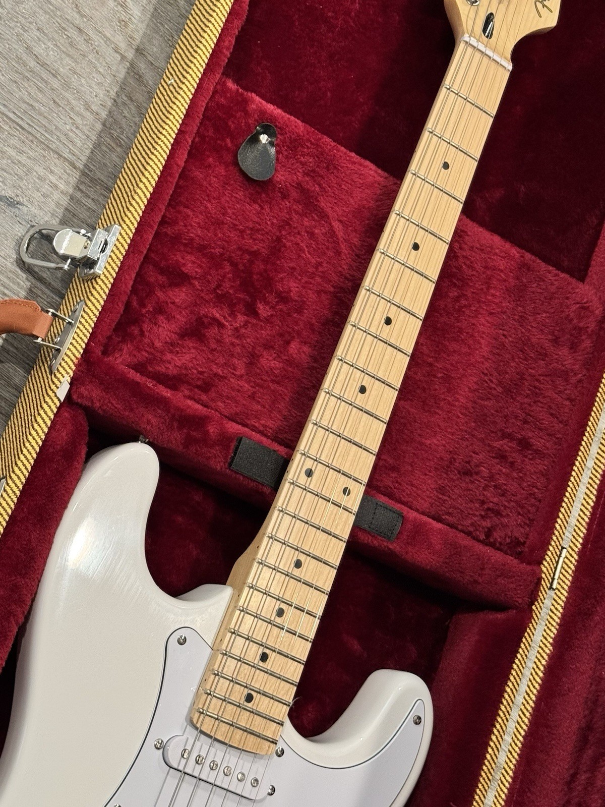 Classic White ST Electric Guitar HSS Pickups