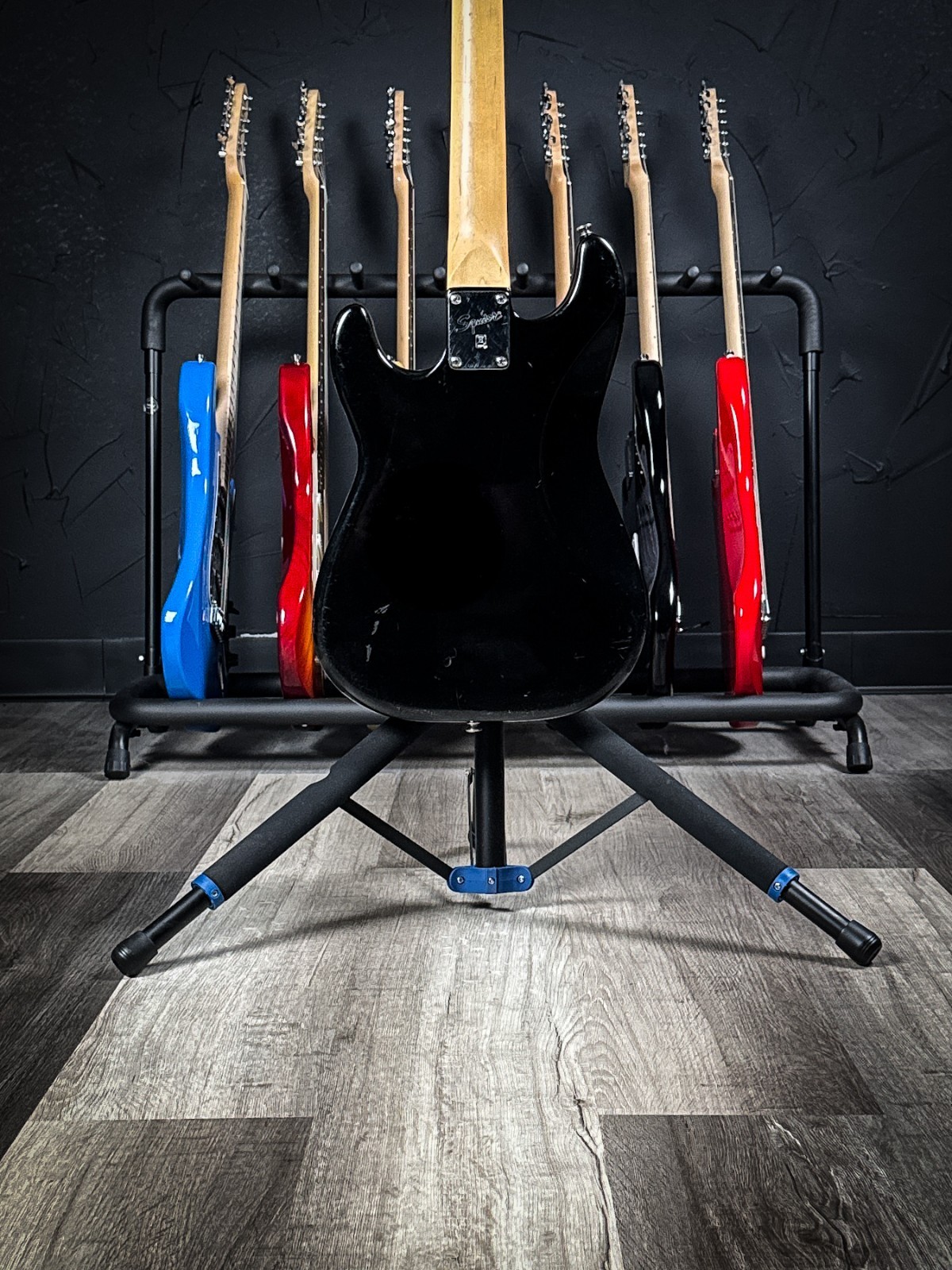Squier Mini Stratocaster SSS – Black