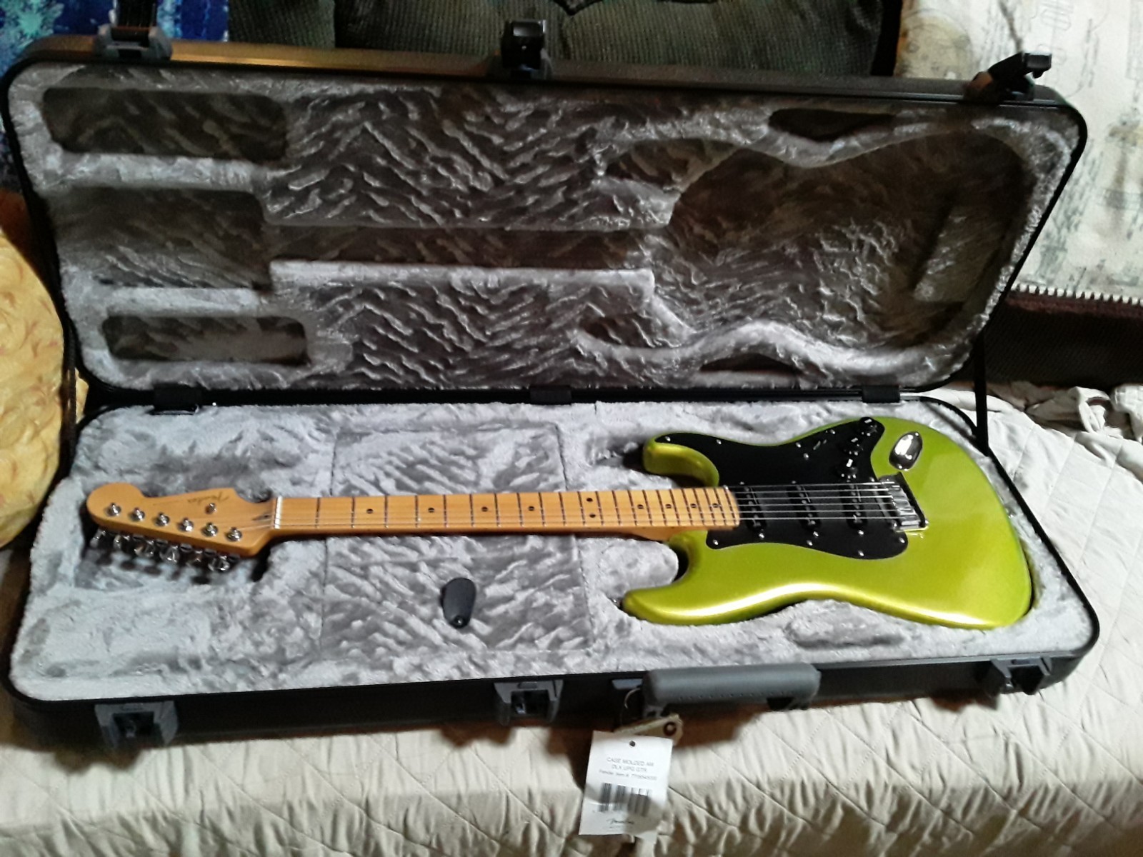 Mint 2024 Fender Fender 70th Anniversary American Ultra II Strat Solar Flare