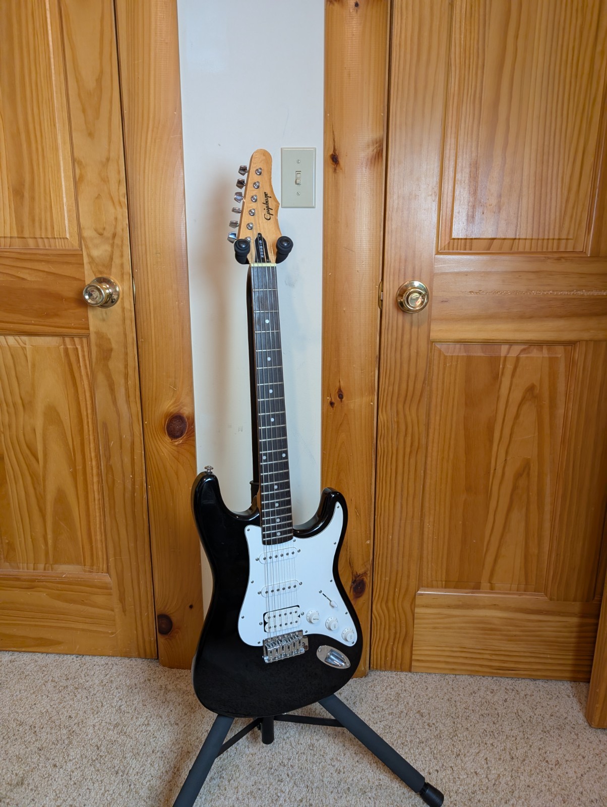 Epiphone S-210 FAT-210 (S-310) HSS Strat Style Electric Made In Korea MIK Black