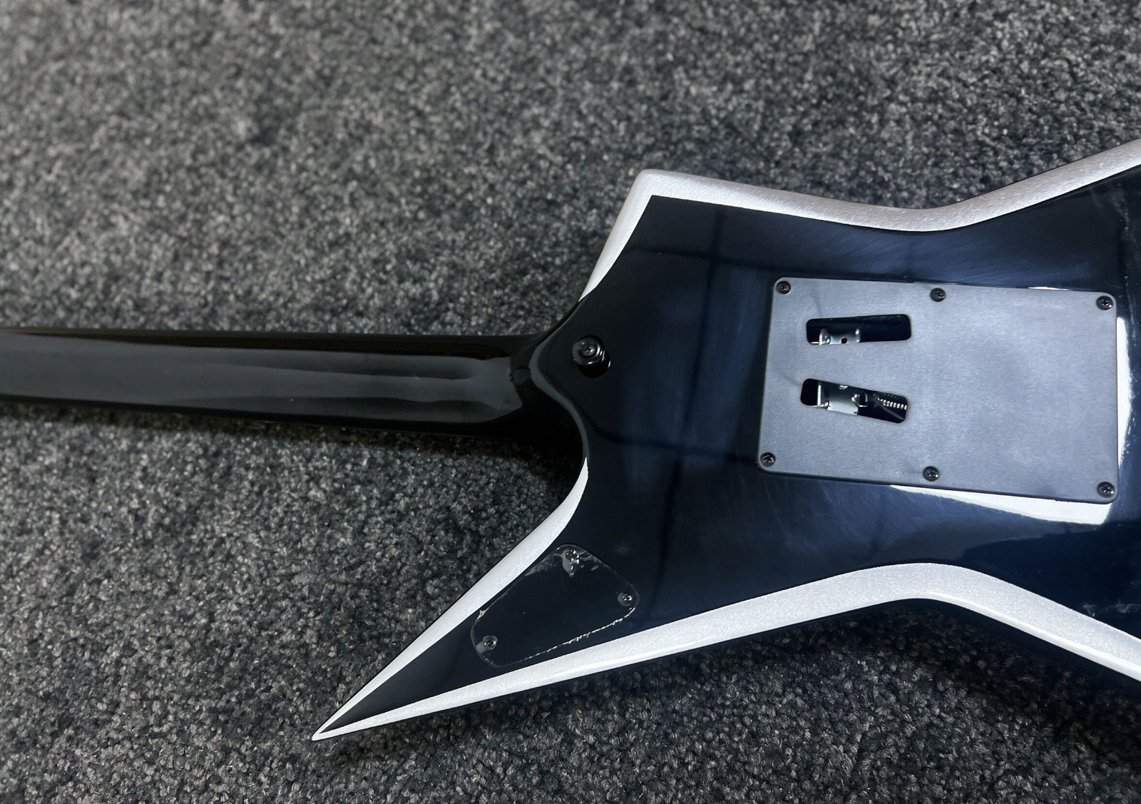 Washburn Dimebag Darrell Signature Model Electric Guitar Black Ship US