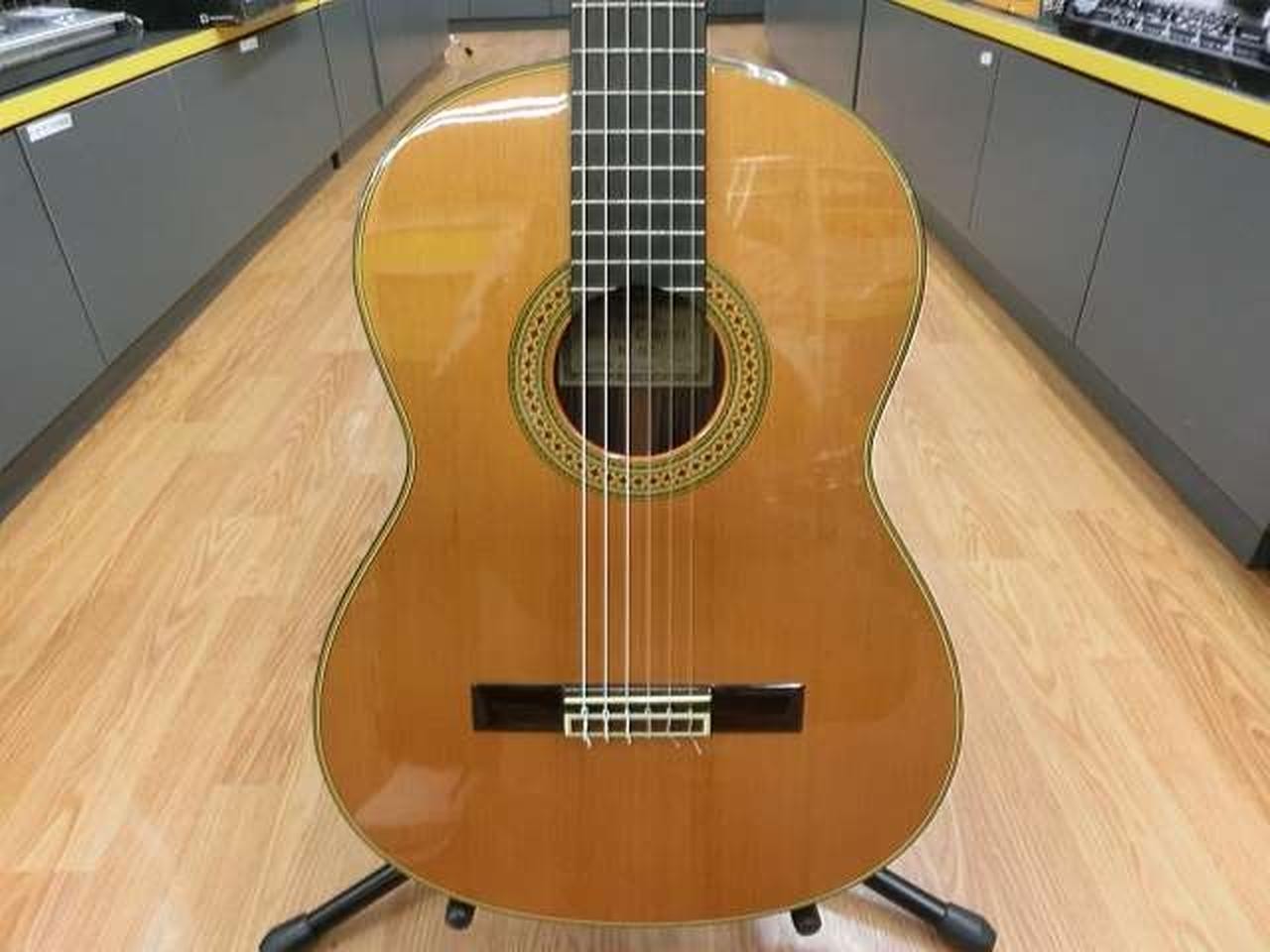 [YAMAHA] GC-21C Used Solid Ezo Matsu body Mahoganyneck Ebonyfingerboard Hardcase