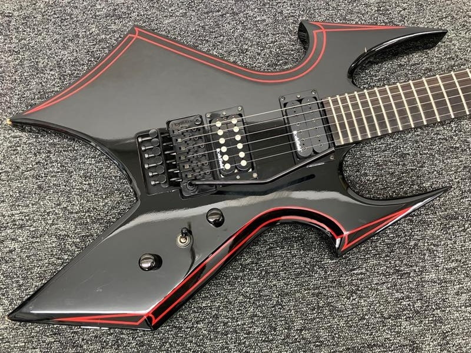 B.C.Rich W.M.D. Warbeast Used Nato Body Maple Neck Ebony FB Black w/Soft Case