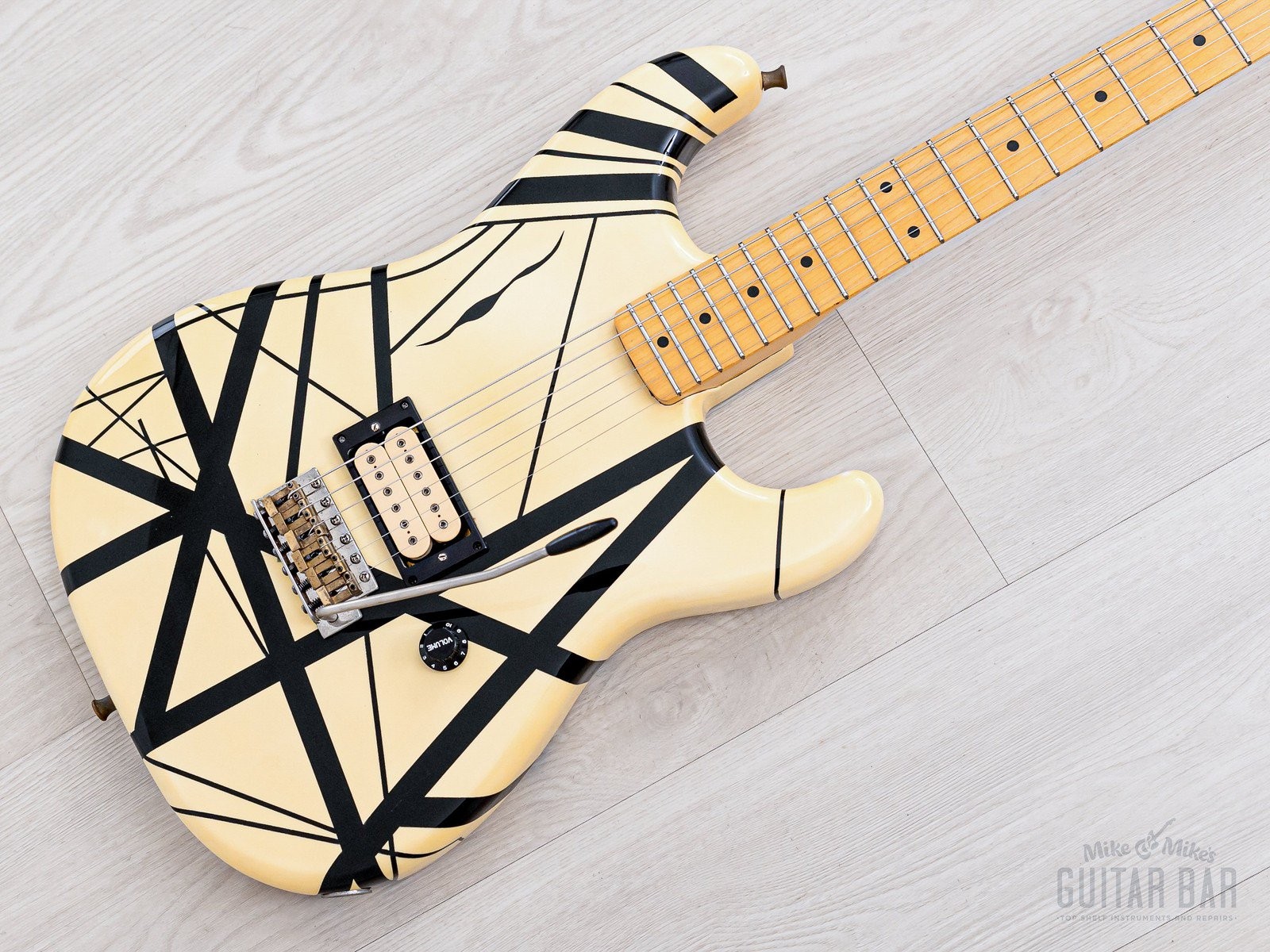 ESP Custom Shop “Kohji” Superstrat Striped EVH-Style Eruption w/ DiMarzio