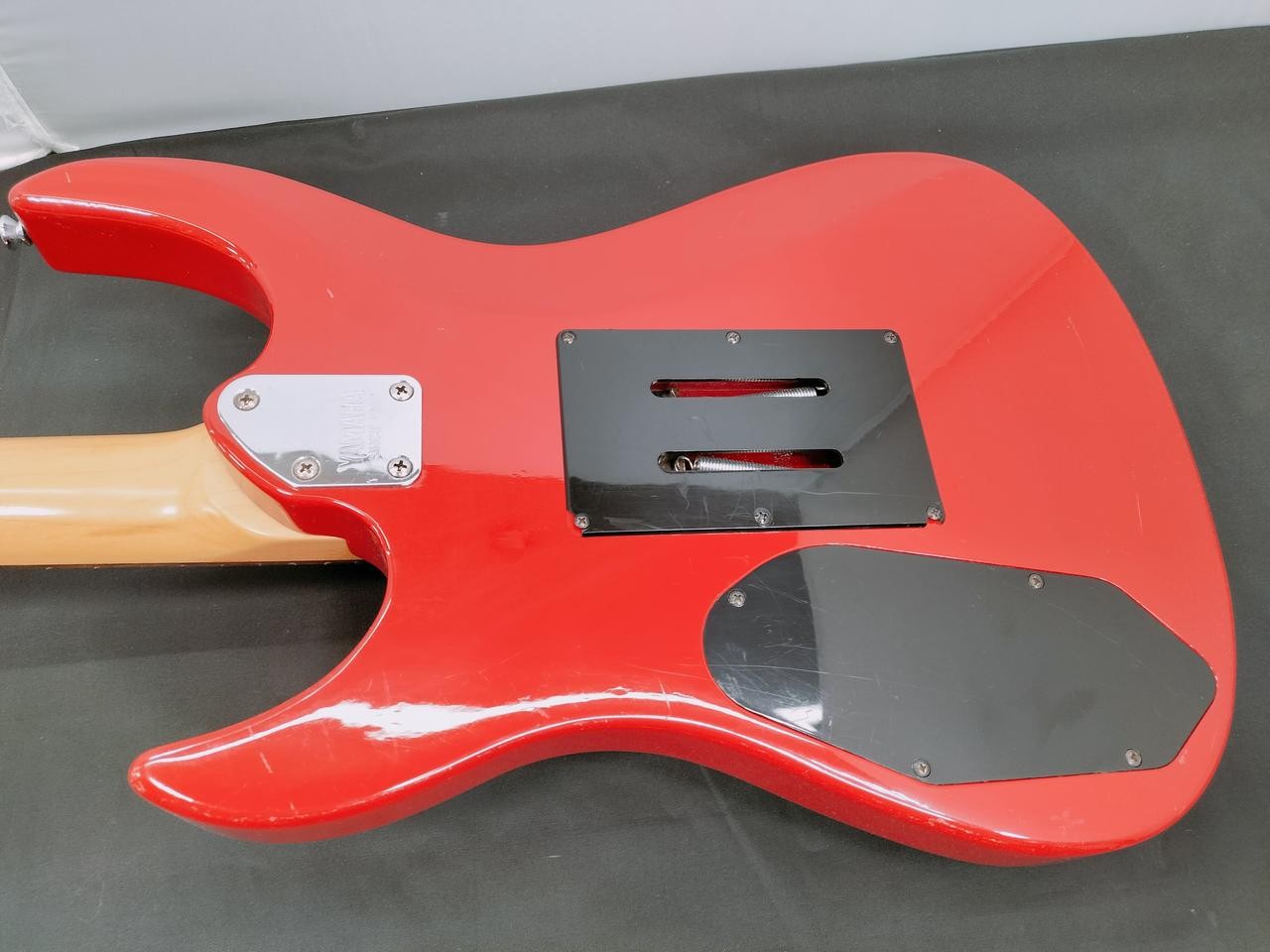 YAMAHA RGX211 Electric Guitar