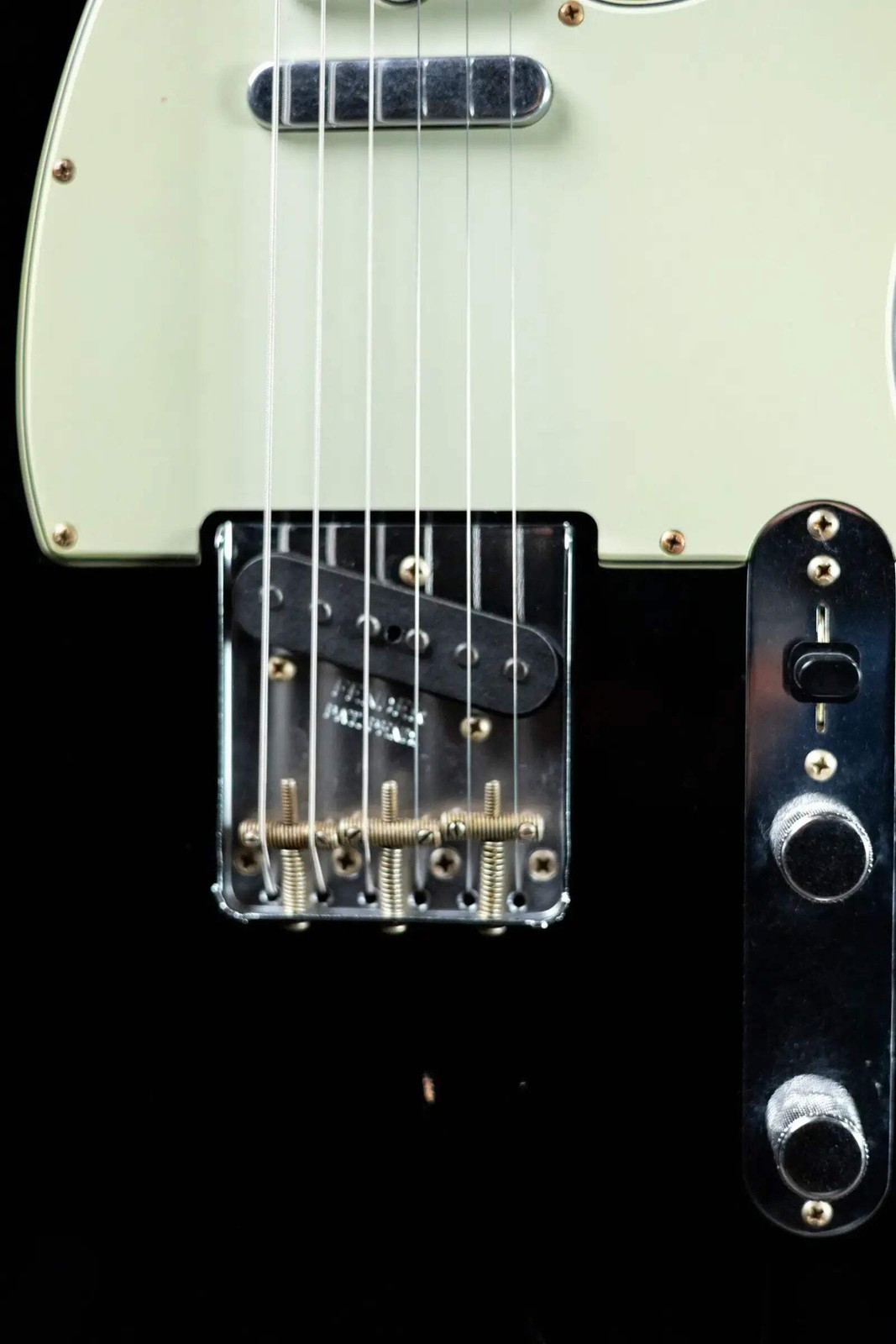 Fender Custom Shop LR25 1963 Telecaster Electric Guitar – Relic Black with Hards
