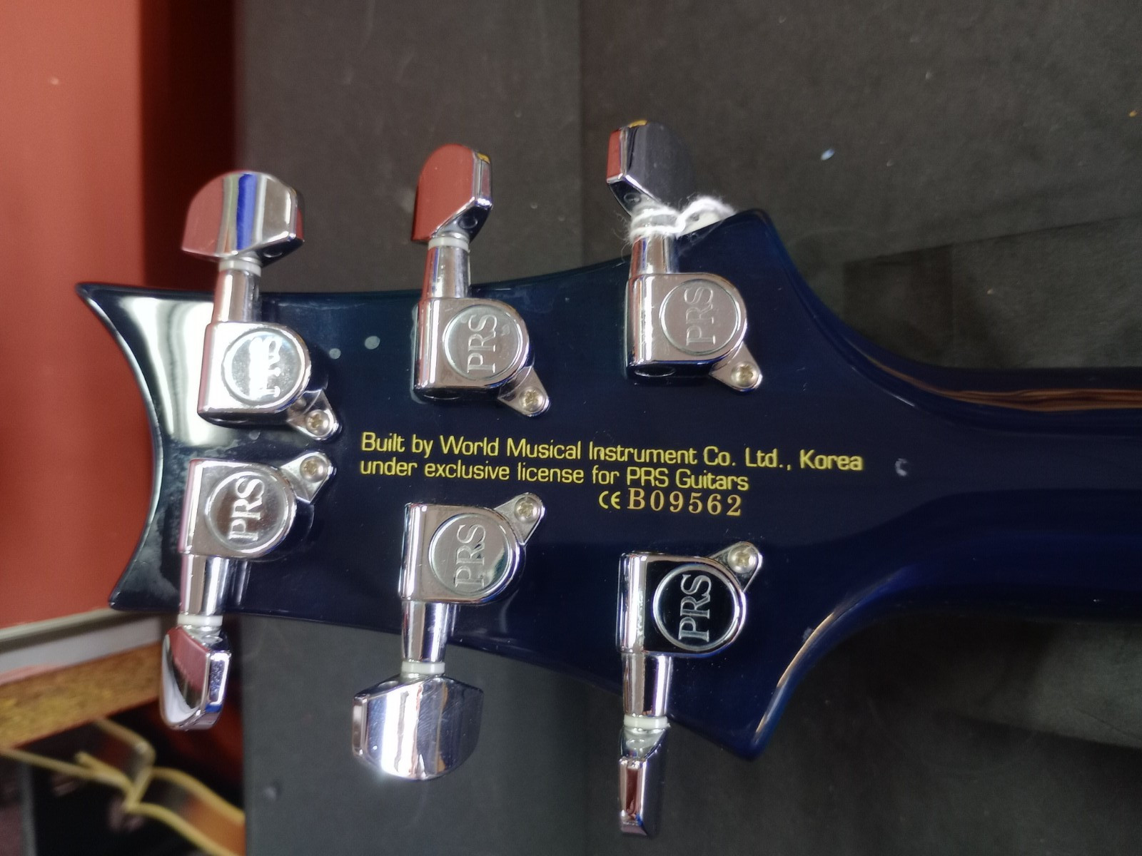 PRS Santana SE 1ST Year prod. 2000 Translucent Royal Blue w/Gig bag *FREE SHIPPI
