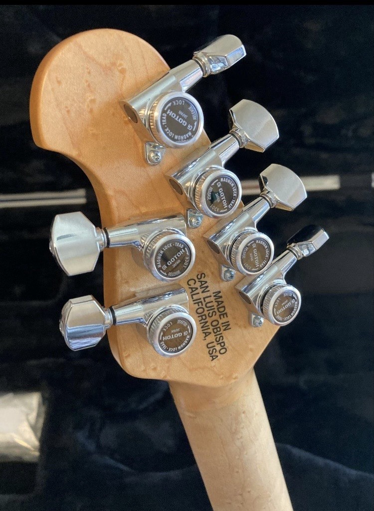 Ernie Ball Music Man Luke 3 HH Stainless Frets Bare Knuckles Xcellent Condish 🤩