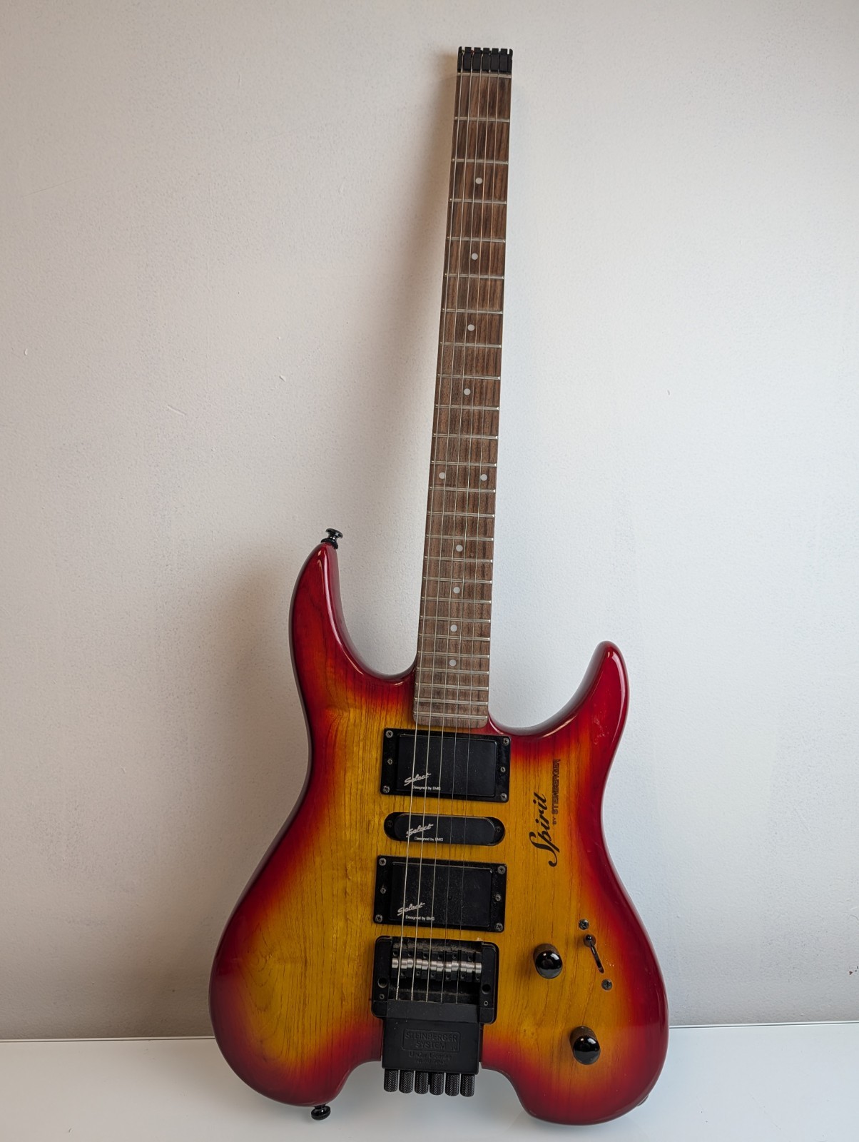 Electric Guitar Spirit By Steinberger GU-Deluxe Sunburst Cherry