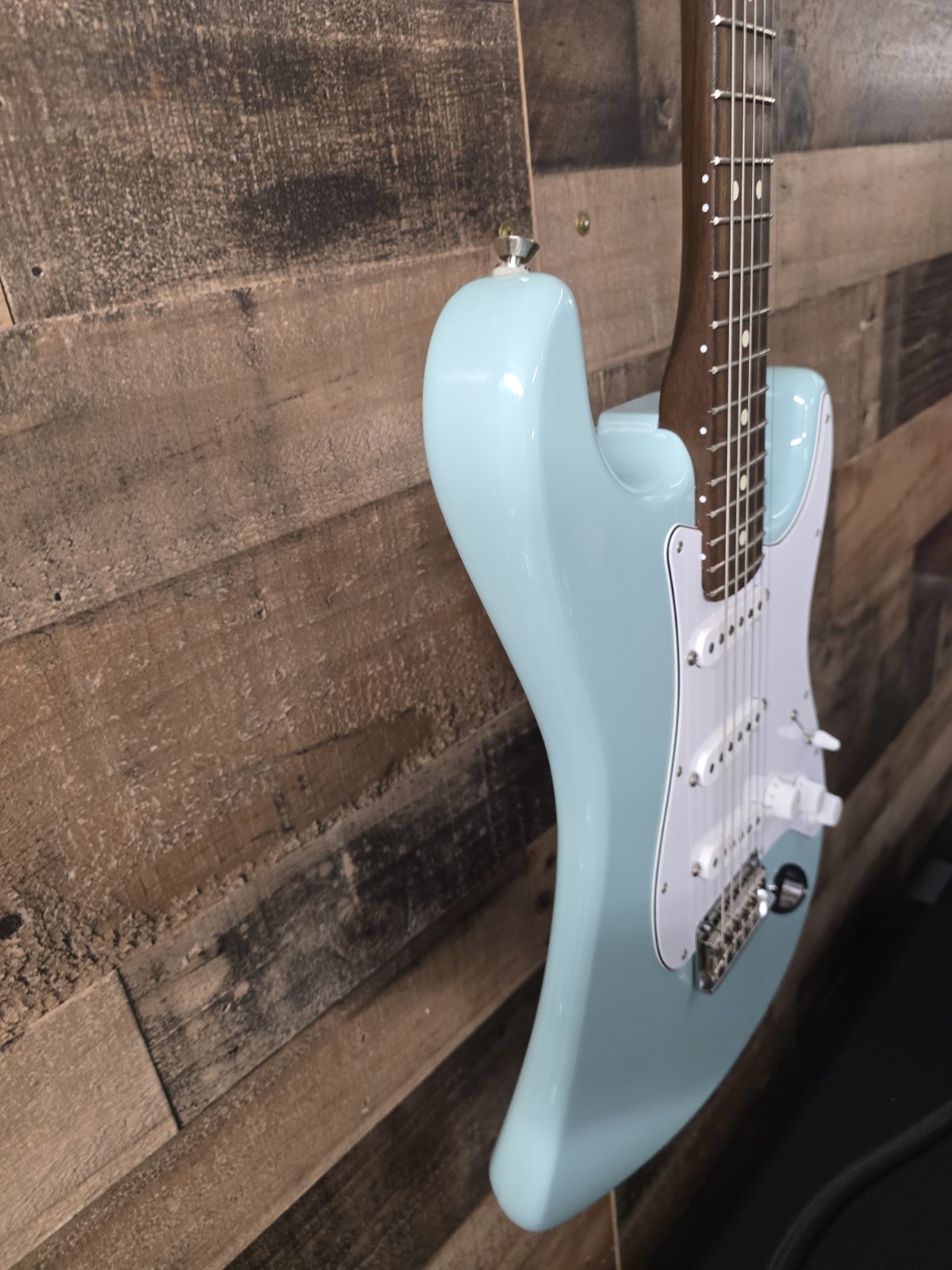 2019 Fender Limited Edition American Standard Stratocaster Solid Rosewood Neck.