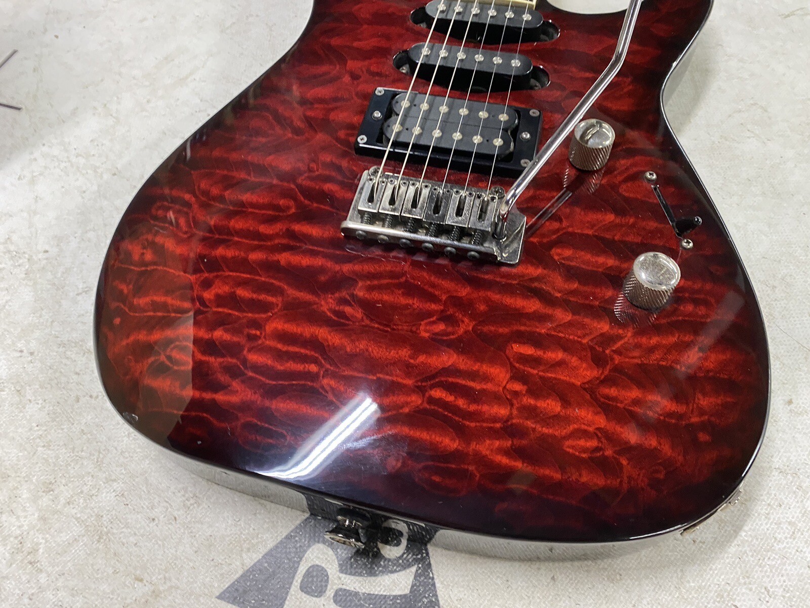 Jackson Dinky Shuriken Electric Guitar Red Flame