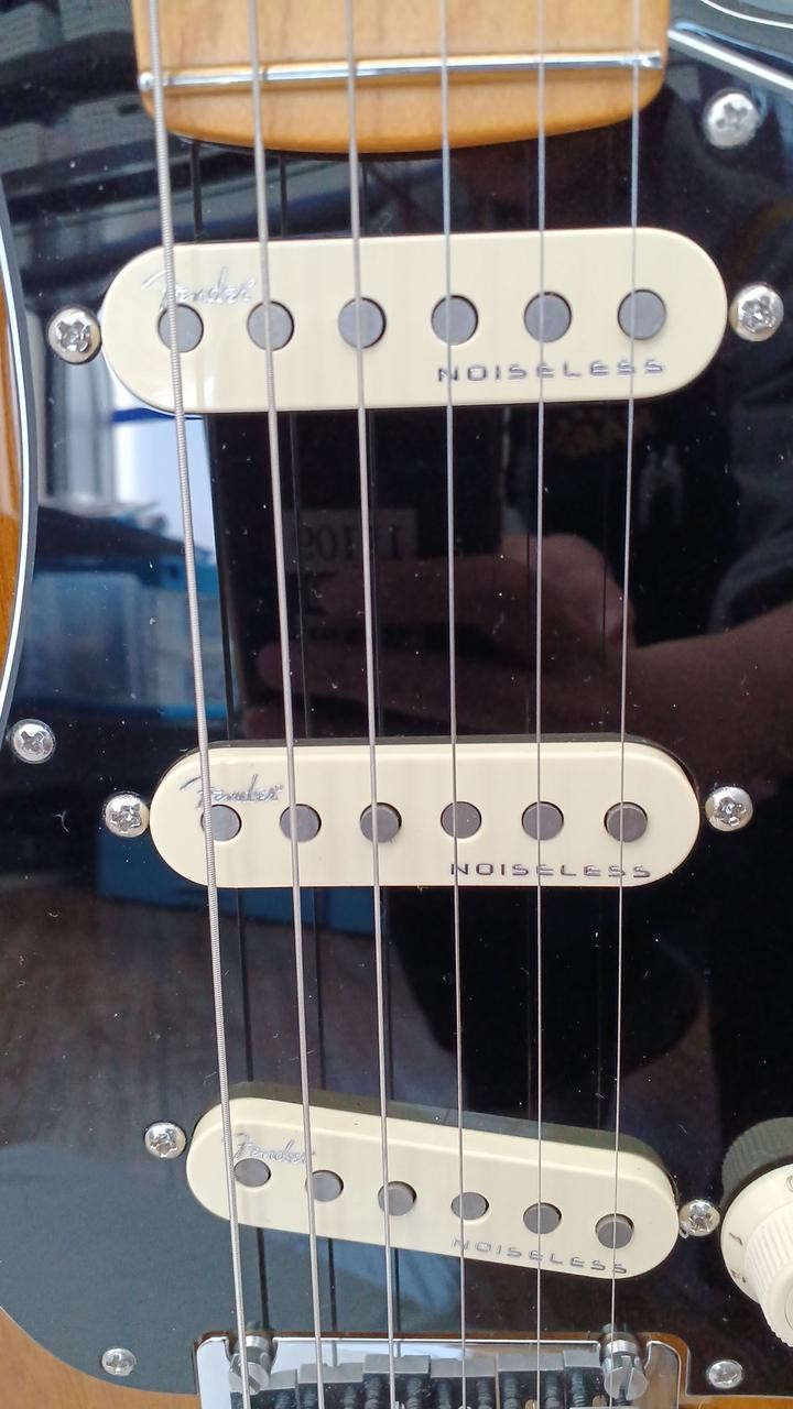 Fender Ultra Luxe Strat MN 2TSB Used Electric Guitar [AUTH]