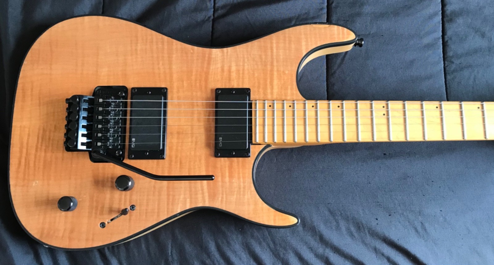 High-Performance Godin Redline III 2010 – Rarely Seen – Gorgeous Natural Maple F