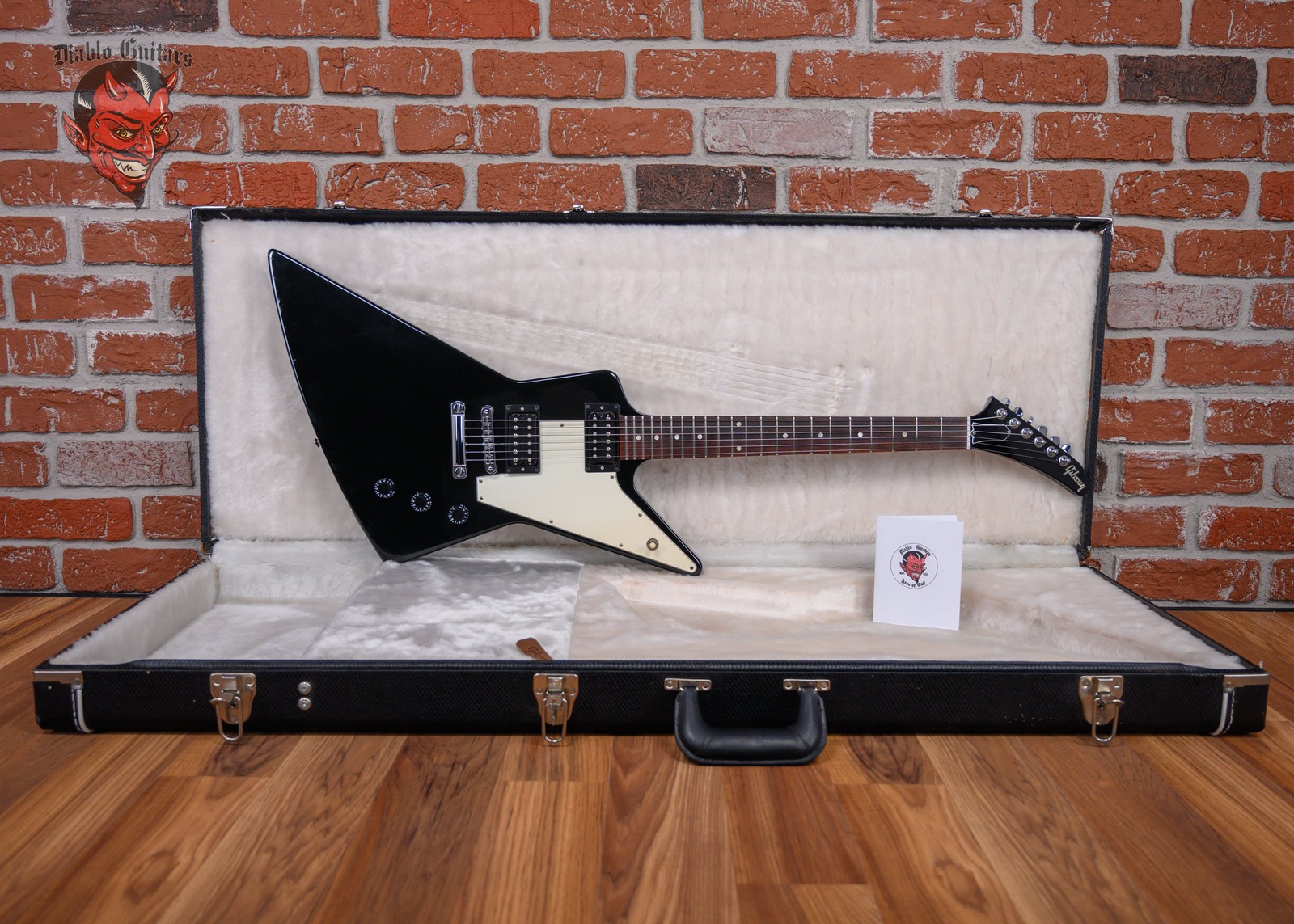 Gibson Explorer ’76 Reissue Ebony 2008 w/OHSC