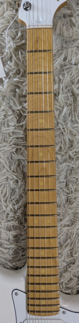 Fender Limited Edition Player II Stratocaster®, Maple Fingerboard, Polar White