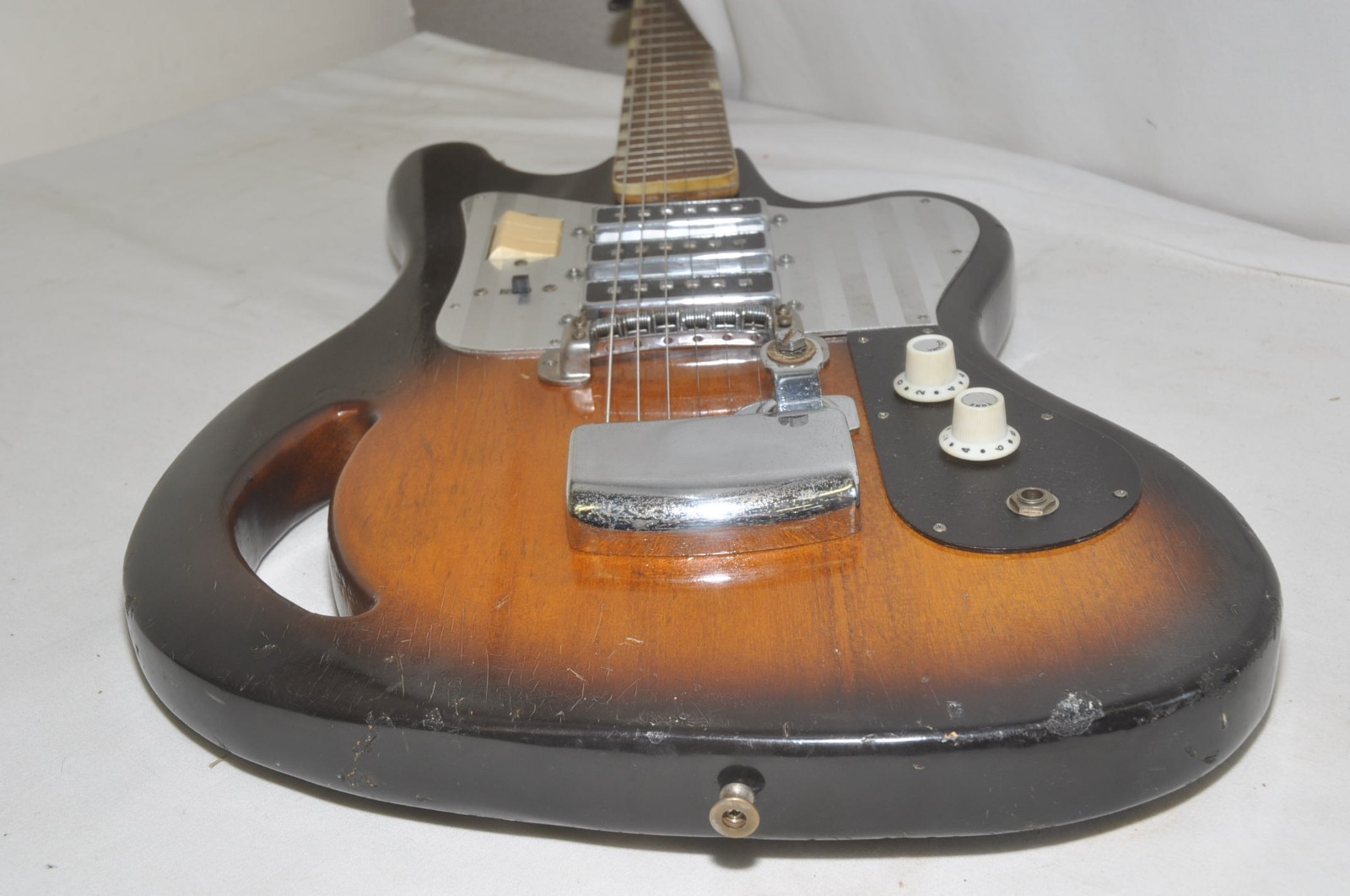 TEISCO TG-64 Electric Guitar Ref No 7821