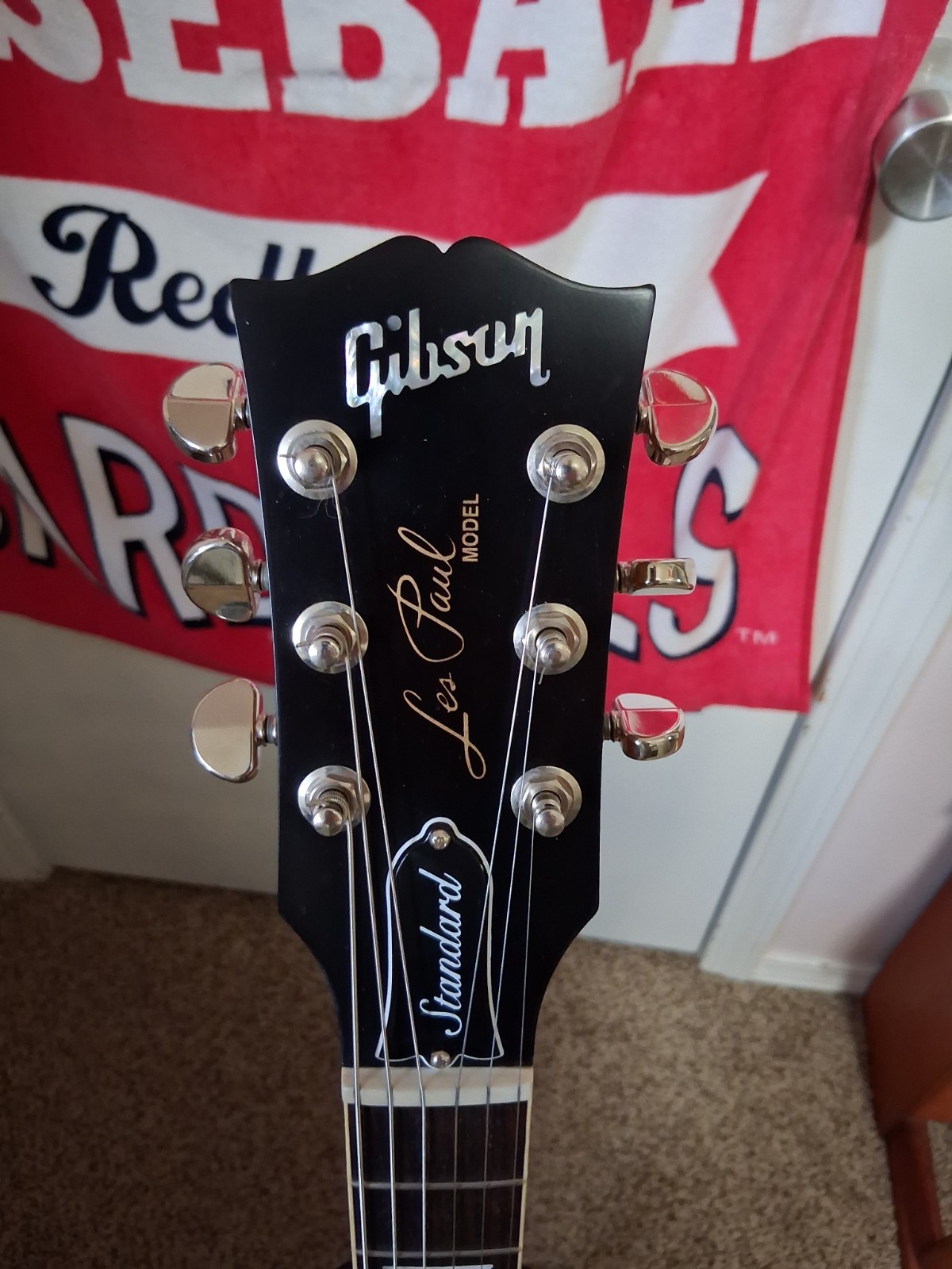 Gibson Les Paul Standard 60’s Faded 2032 Hard Case