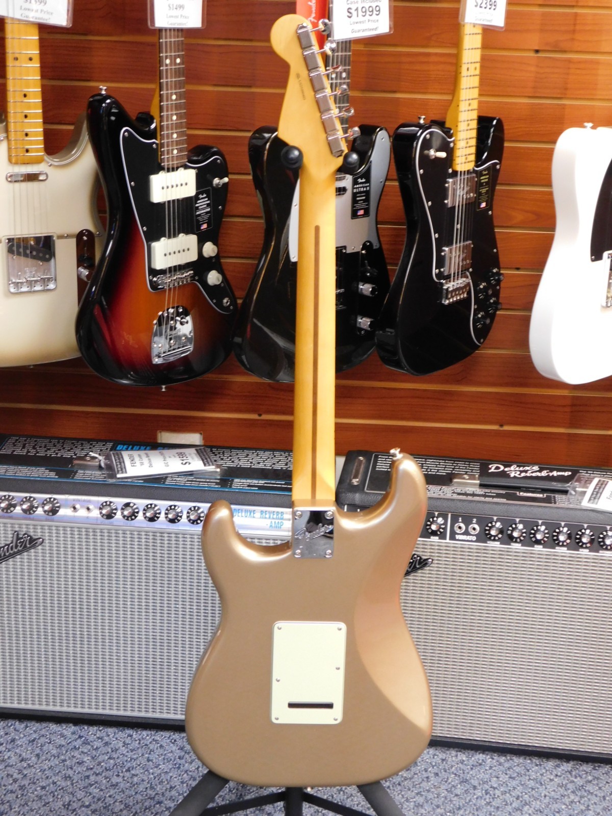 Fender American Professional Classic Stratocaster Faded Firemist Gold MINT!