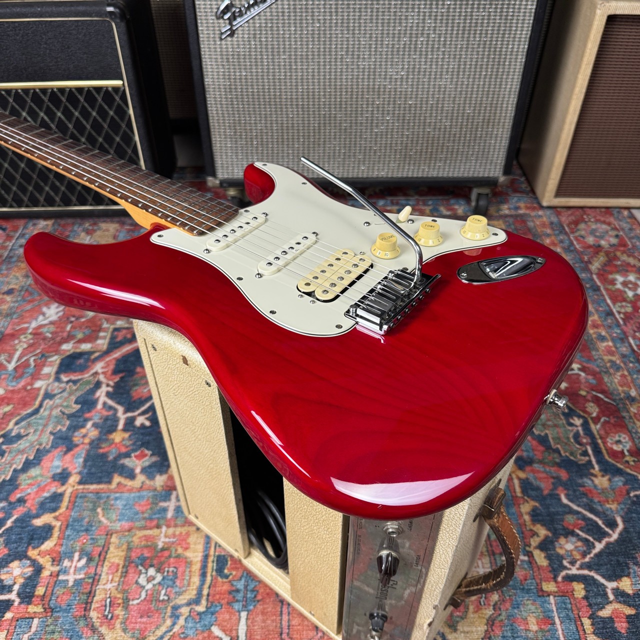 1998 Fender American Deluxe HSS Stratocaster w/Roller Nut & HSC
