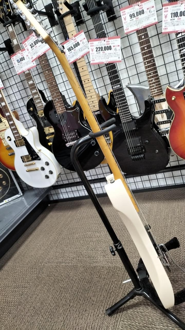 Aria Pro II Diamond Series White Electric Guitar W/Gig Bag Shipping From Japan