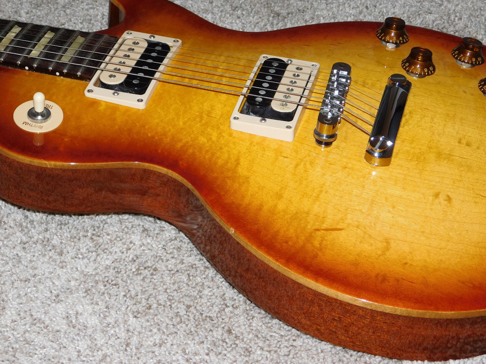 Gibson Les Paul Studio Deluxe III Electric Guitar 2015 Honey Burst