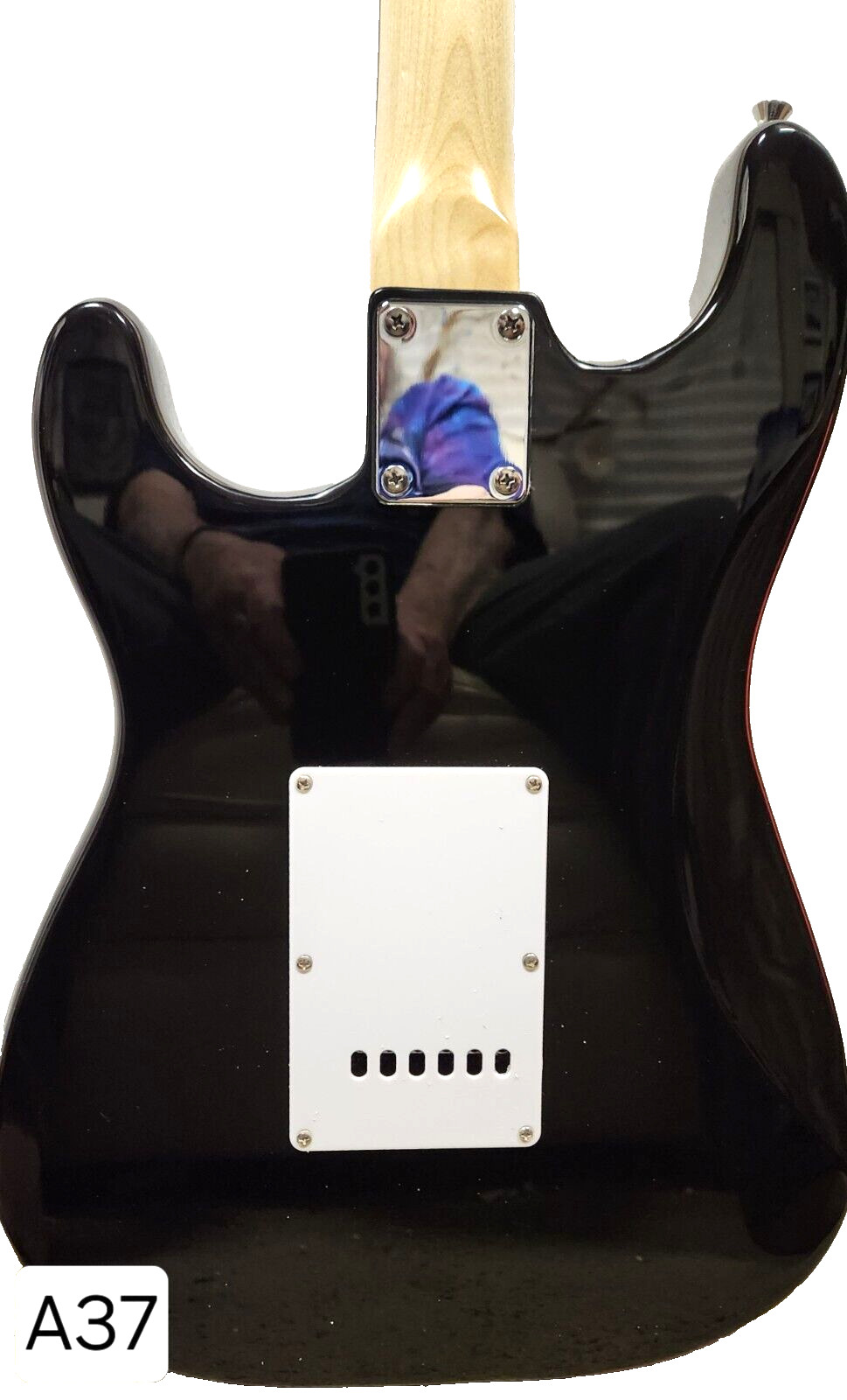 Strat Style SSS Electric Guitar – FULL SETUP & FREE SHIPPING!