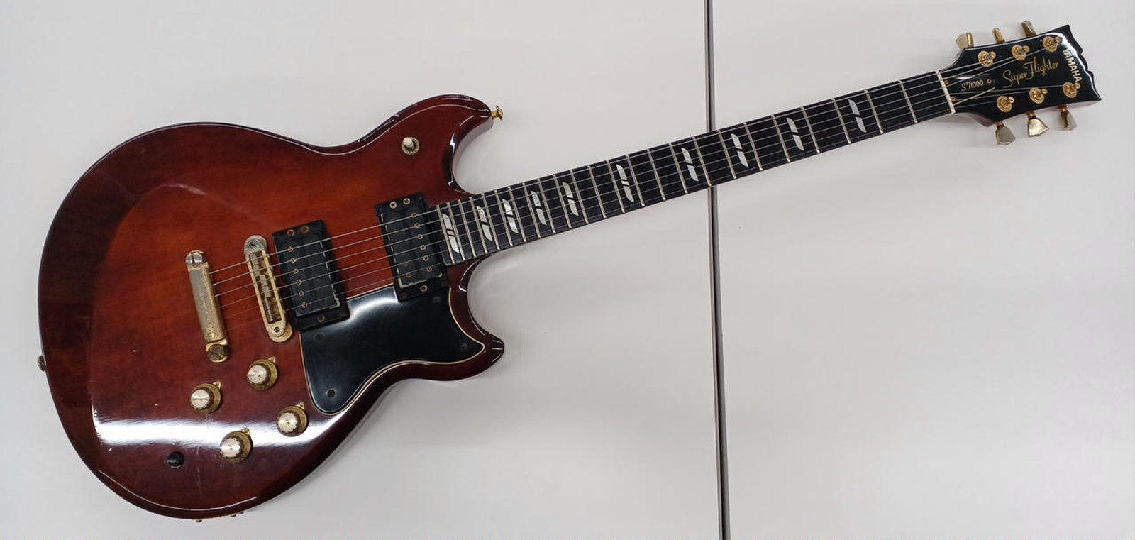 YAMAHA SF1000 Used 1977 Alder body Maple neck Ebony fingerboard w/Hard case
