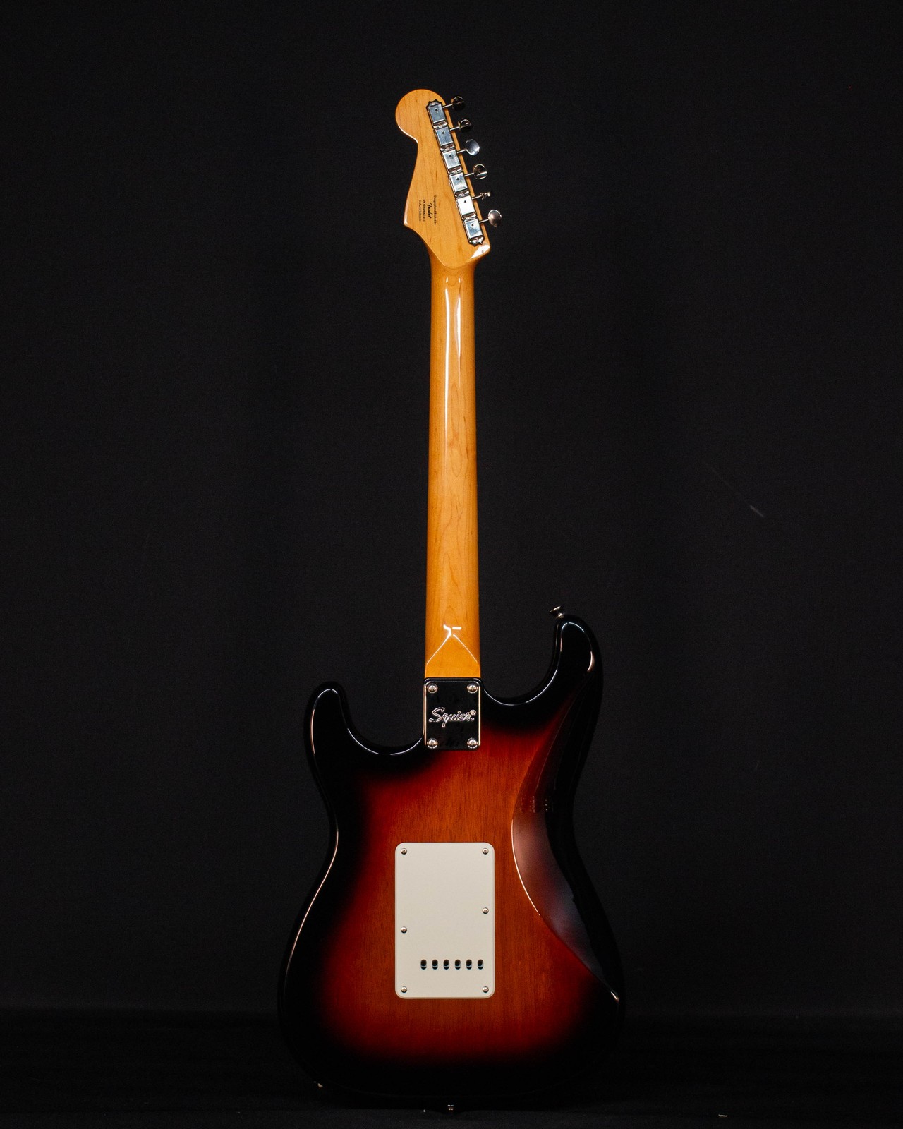 Squier Classic Vibe ’60s Stratocaster, Laurel FB, 3-Color Sunburst