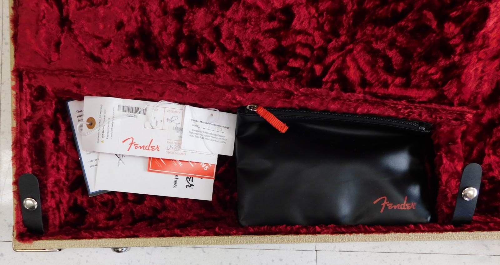 Fender Limited Edition Suona Jazz Bass Thinline – Ebony Fingerboard Violin Burst