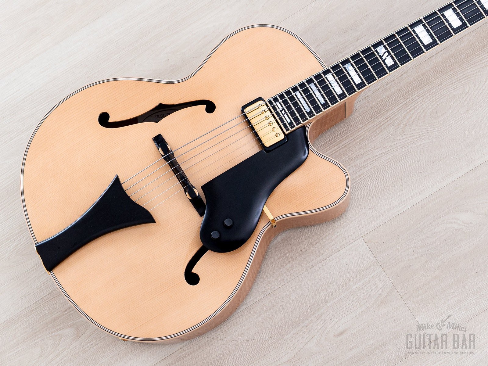 2011 Hofner New President Carved Top Archtop w/ Floating Pickup, Case & Hangtag