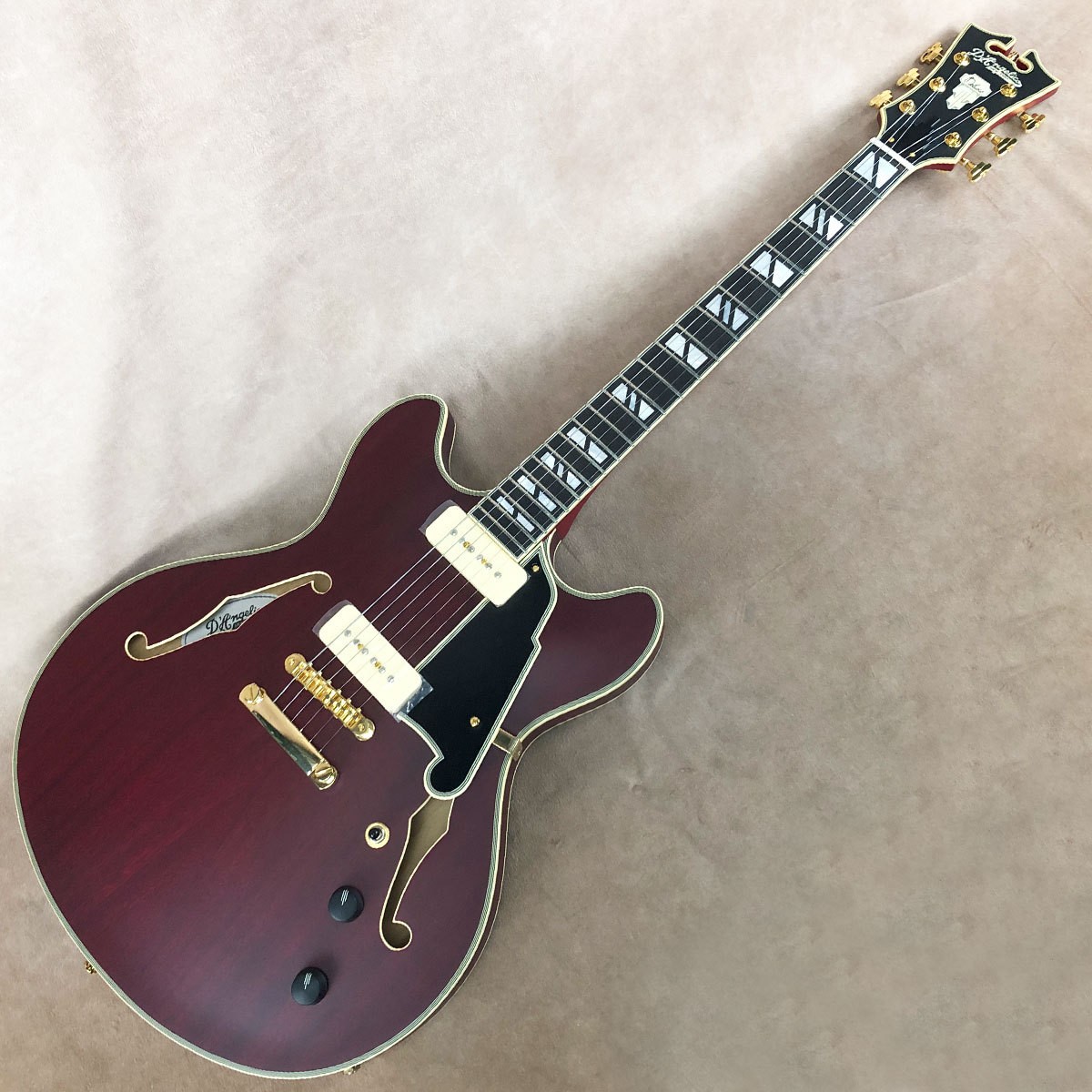 D’Angelico Deluxe Series Dc P-90 Satin Trans Wine Webshop Stock Safe delivery fr