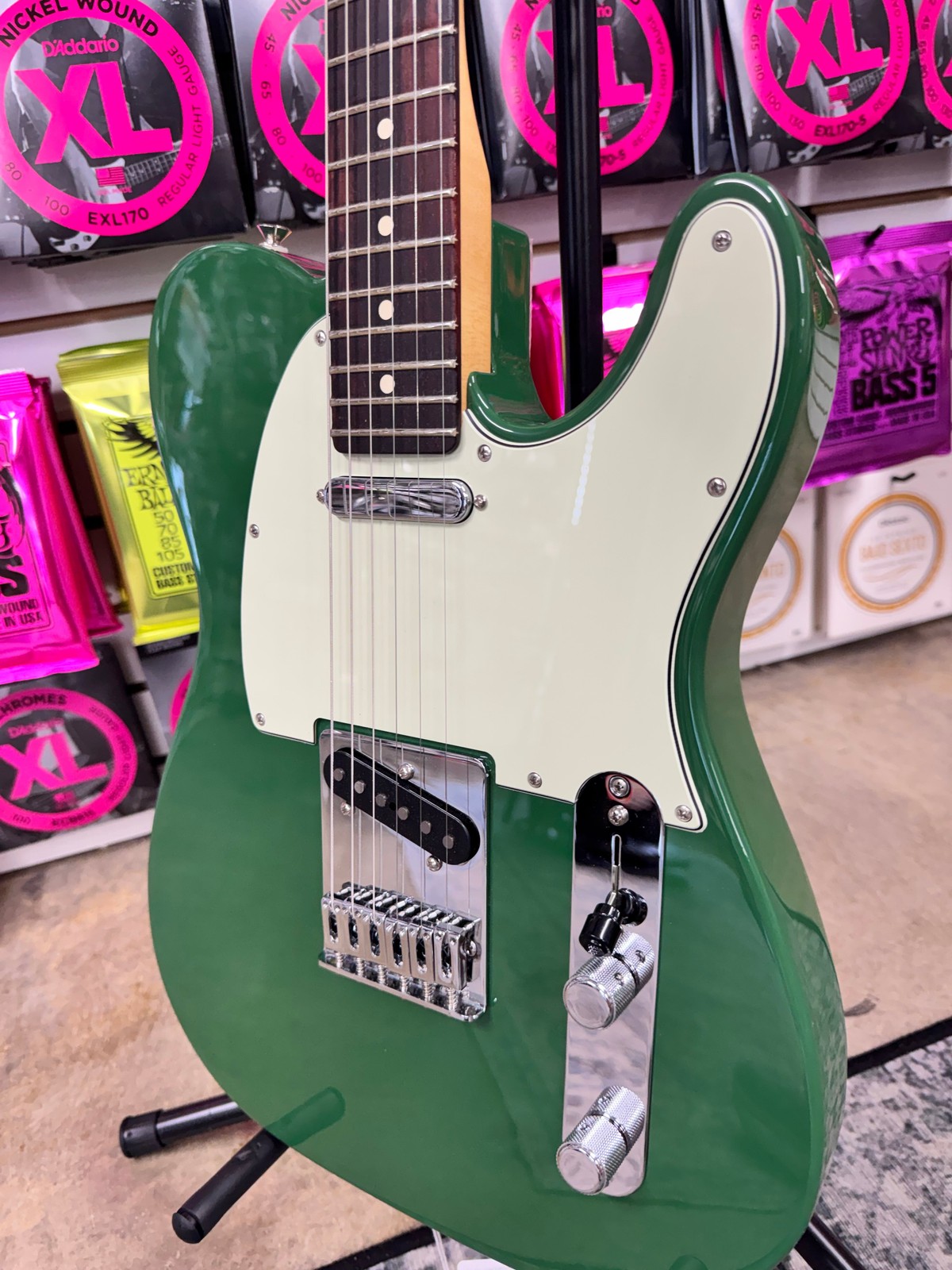Fender Limited Edition Player II Telecaster – Forest Green