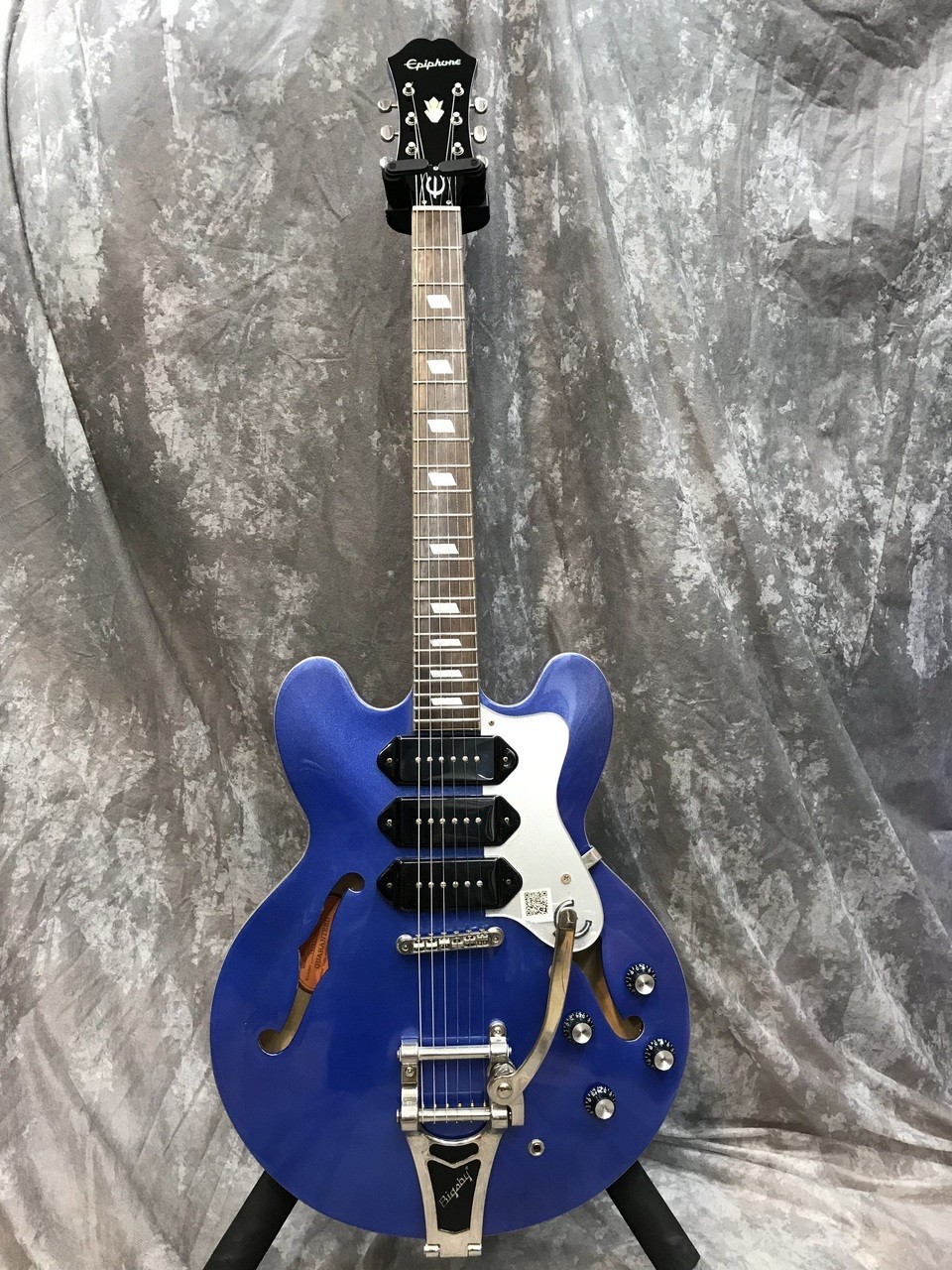 Epiphone Riviera Custom P93 w/soft case USED