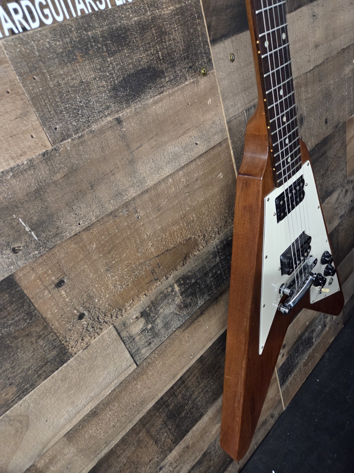 2005 Gibson Flying V Guitar W/ Original Bag Natural 6.2 Lb