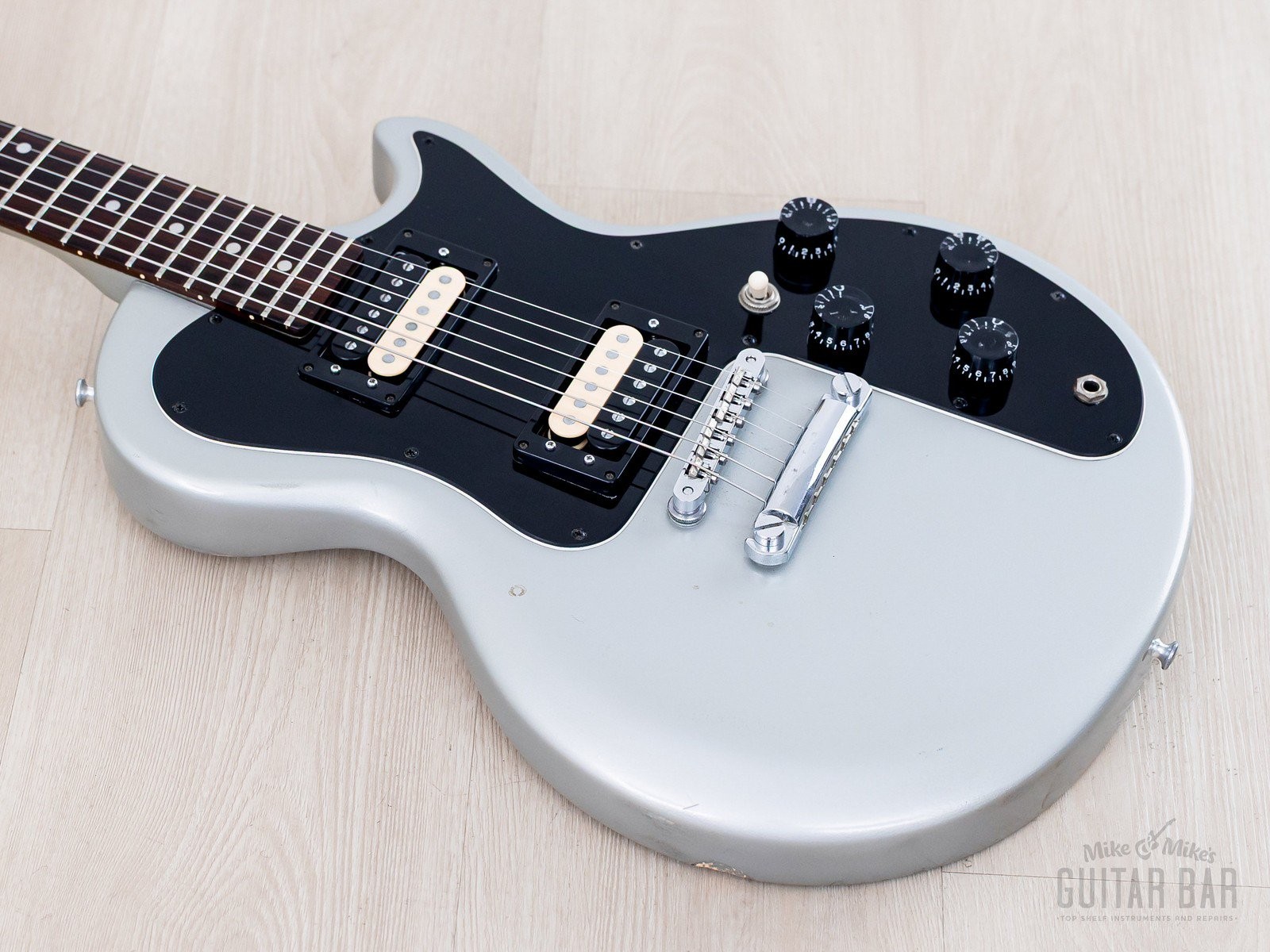 1981 Gibson Sonex-180 Deluxe Silver, 100% Original w/ Velvet Brick, Case