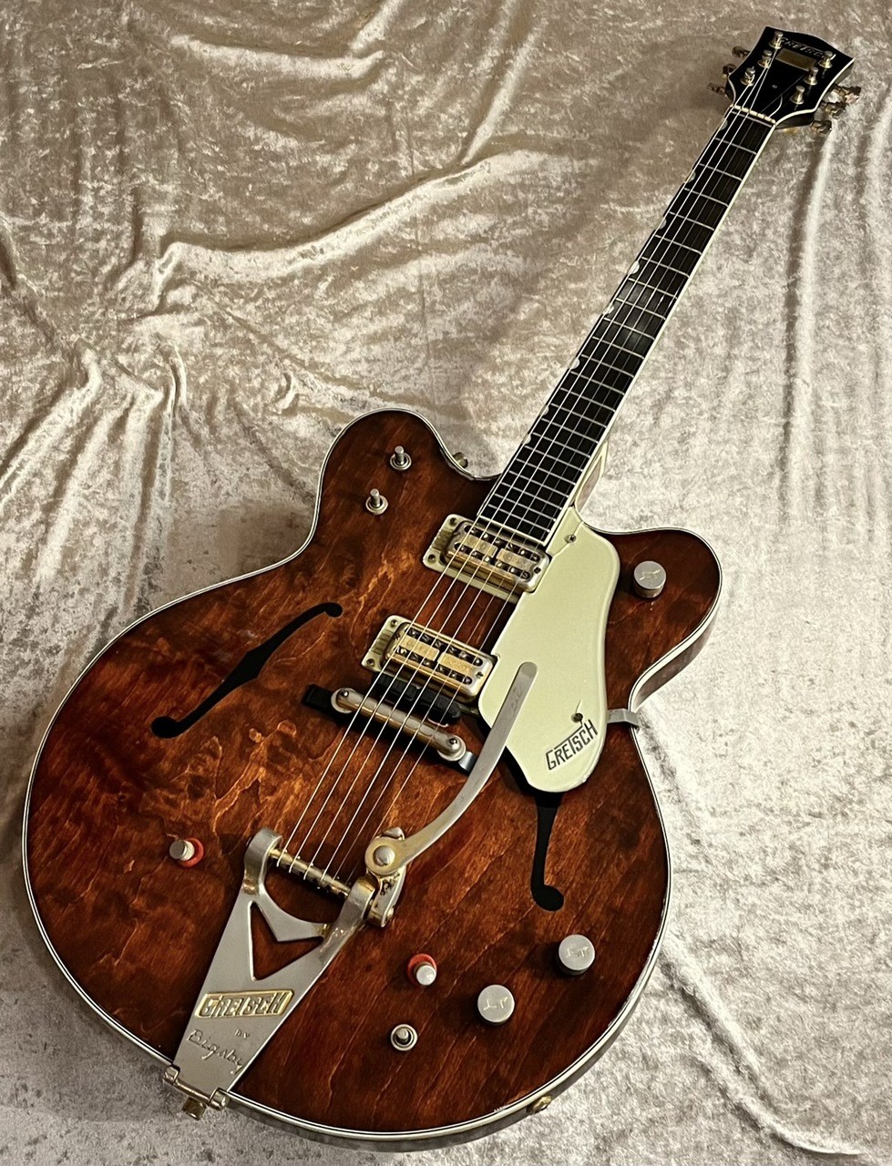 Gretsch 6122 Chet Atkins Country Gentleman 1962 Used Electric Guitar 1962