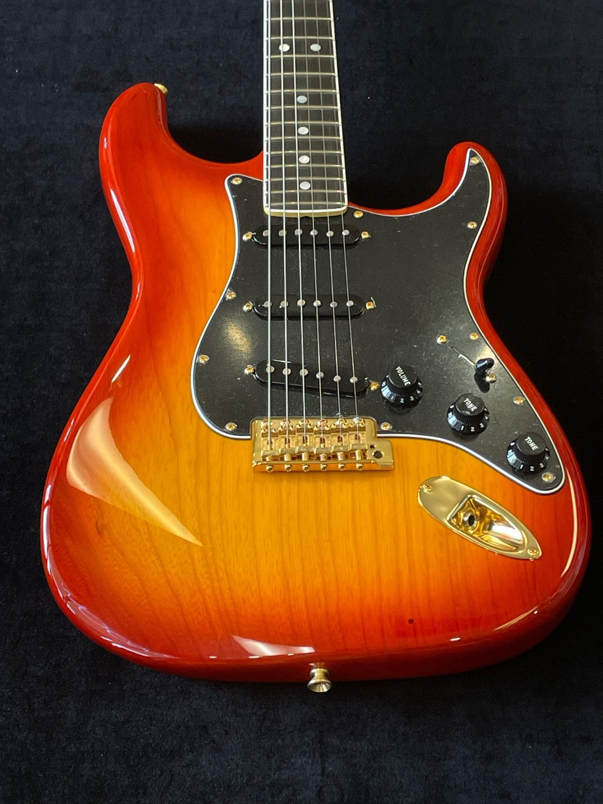 Fender Custom Shop B5 American Custom Strat EBY NOS 2025 – Sienna Sunburst