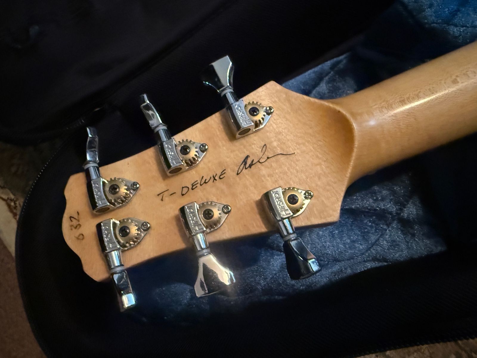 Asher T-Deluxe 2016 – Excellent!
