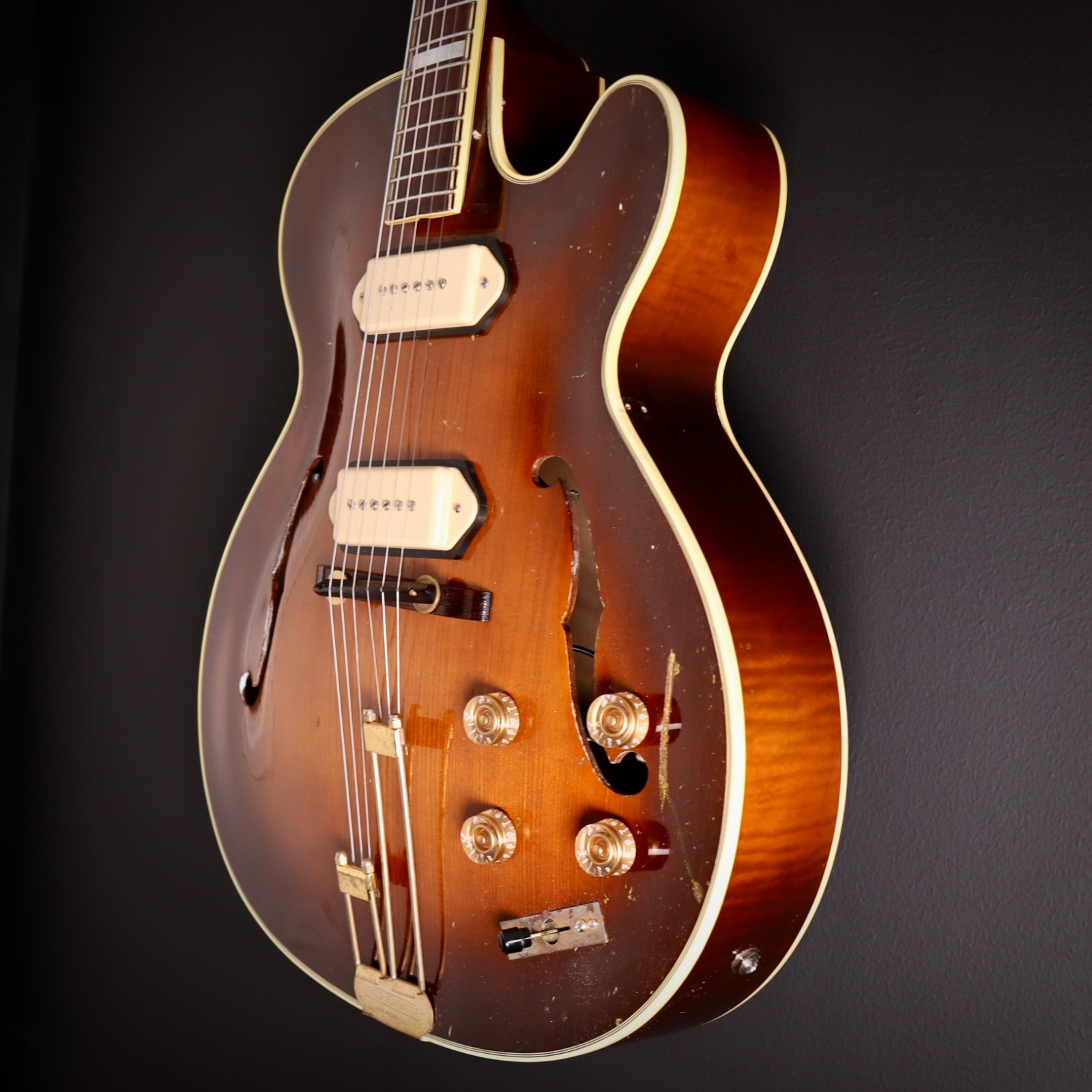 1950 Epiphone Zephyr Deluxe Regent – Lollar P90s