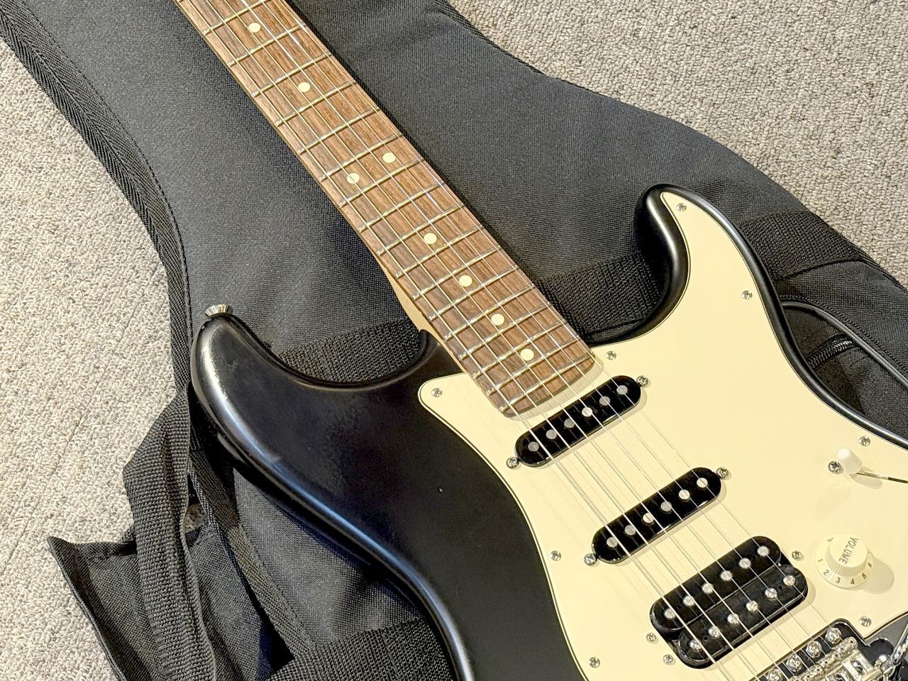 Fender Highway One Stratocaster HSS 2010 USA Alder Rosewood Used